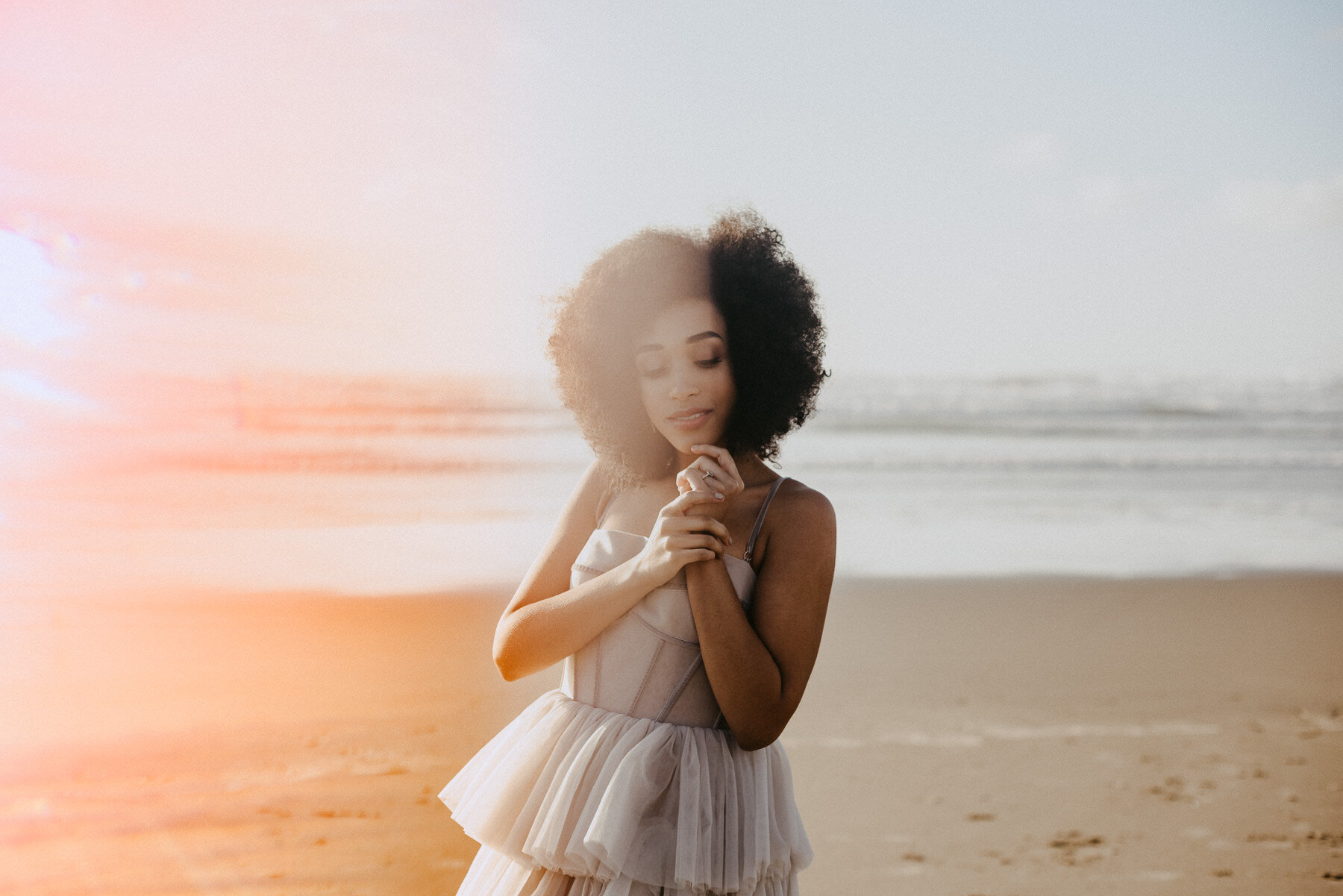 sAmber - Cannon Beach Bridal Editorial - IG Vaughntastic-71.jpg