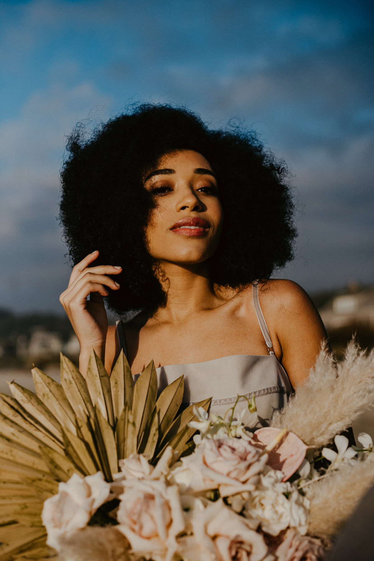 sAmber - Cannon Beach Bridal Editorial - IG Vaughntastic-96.jpg