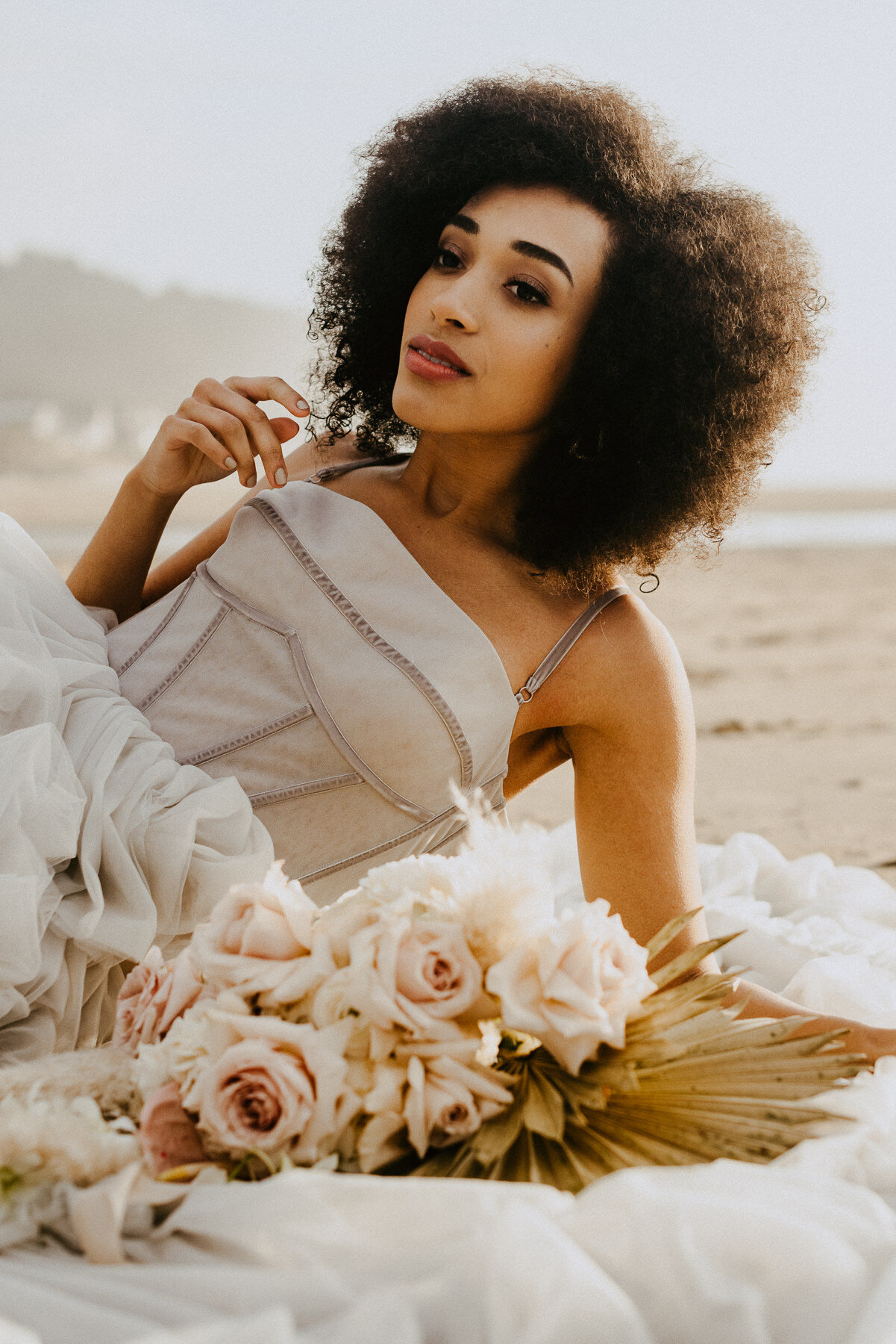 sAmber - Cannon Beach Bridal Editorial - IG Vaughntastic-156.jpg