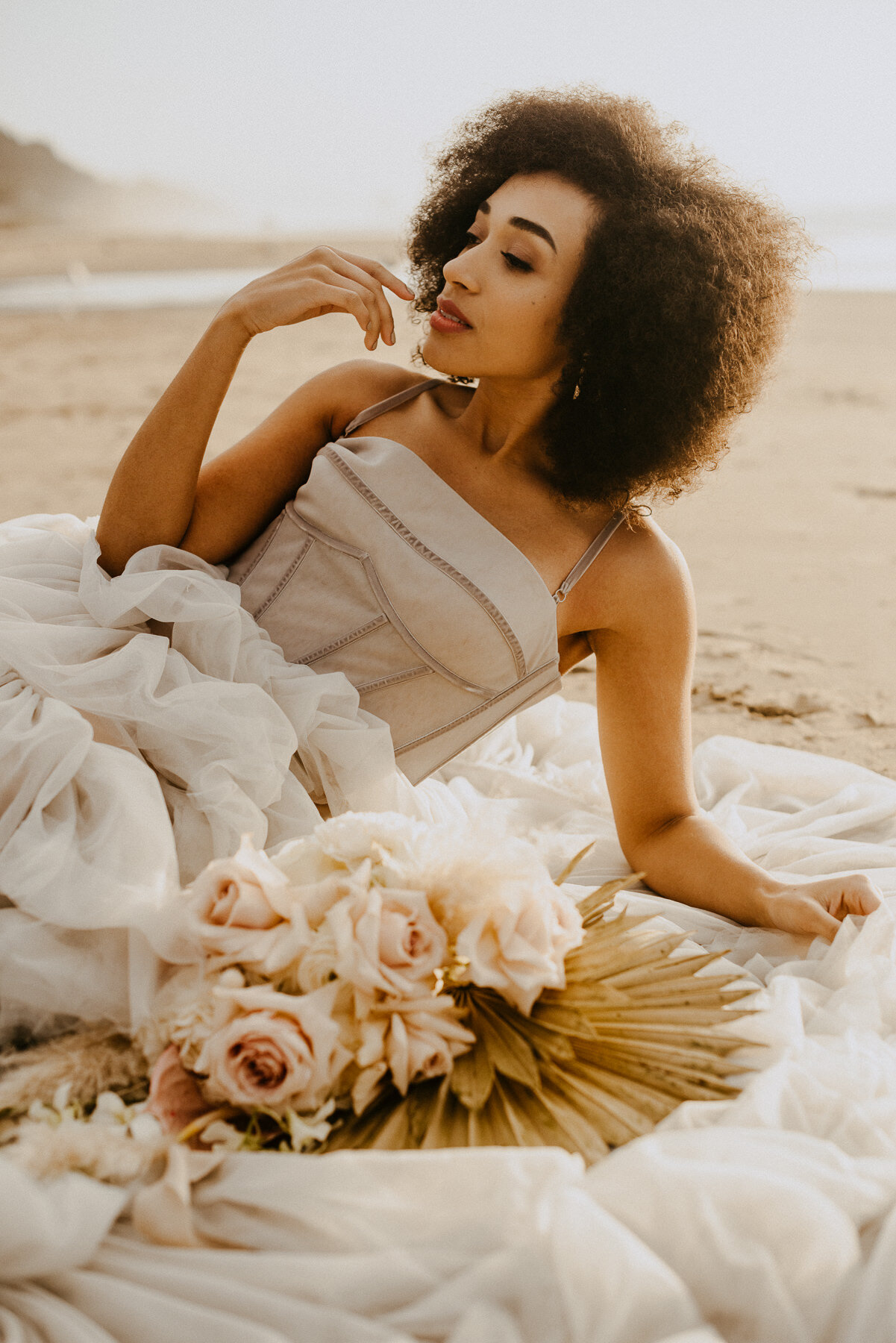 sAmber - Cannon Beach Bridal Editorial - IG Vaughntastic-174.jpg