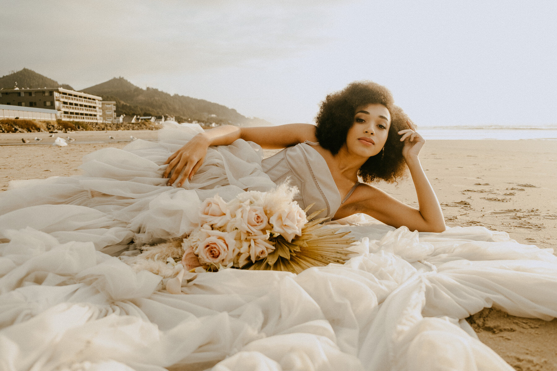 sAmber - Cannon Beach Bridal Editorial - IG Vaughntastic-176.jpg