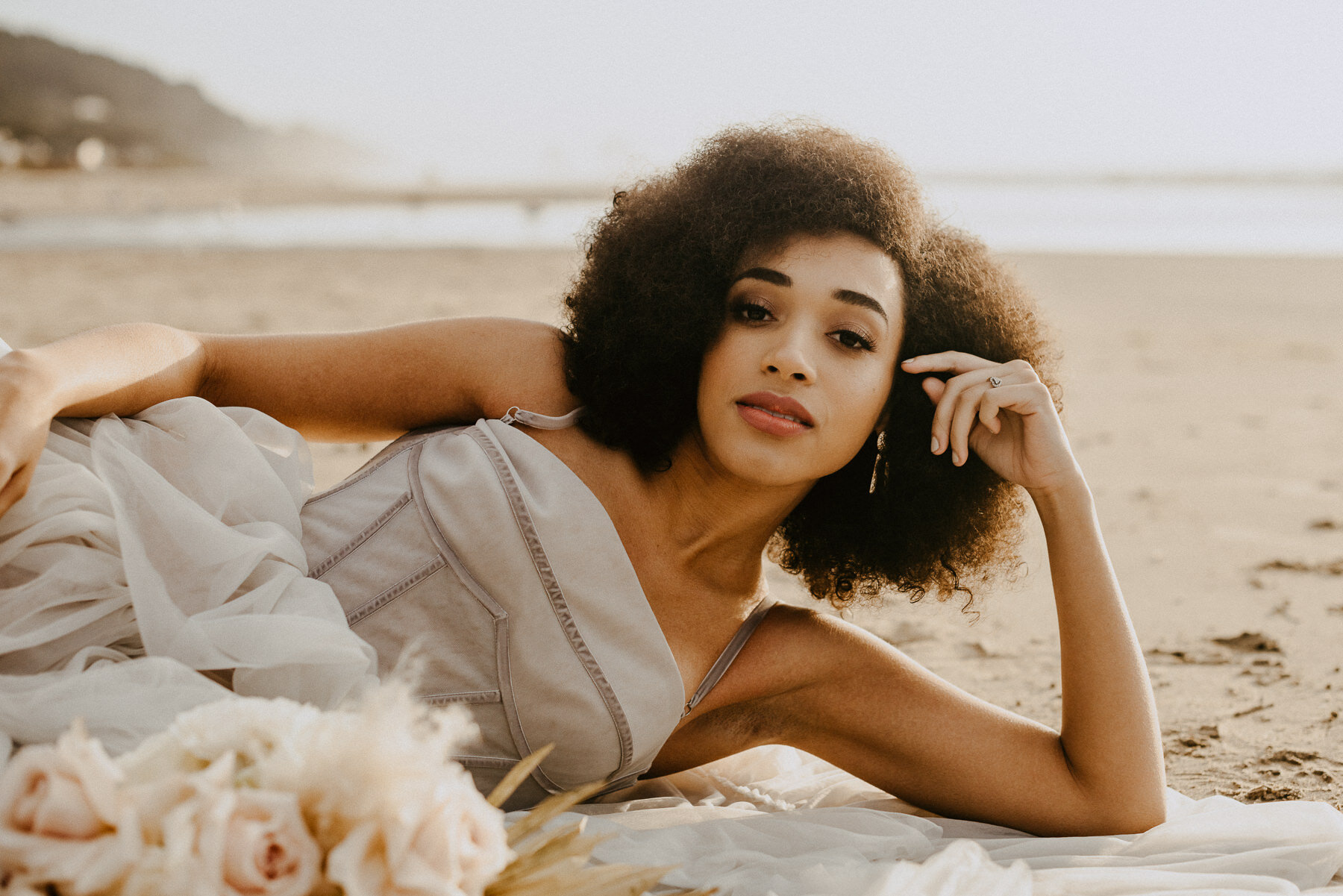 sAmber - Cannon Beach Bridal Editorial - IG Vaughntastic-177.jpg