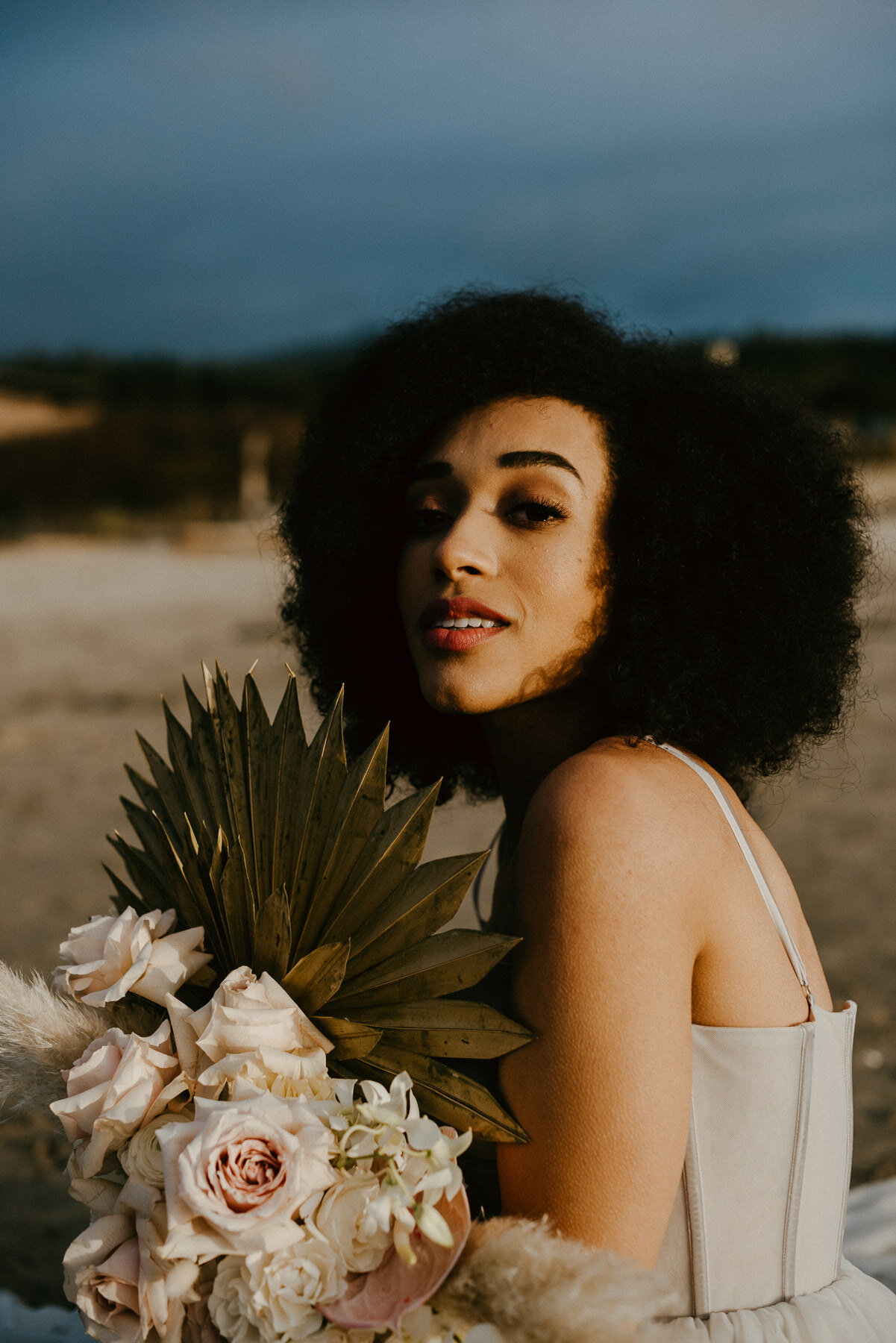 sAmber - Cannon Beach Bridal Editorial - IG Vaughntastic-195.jpg