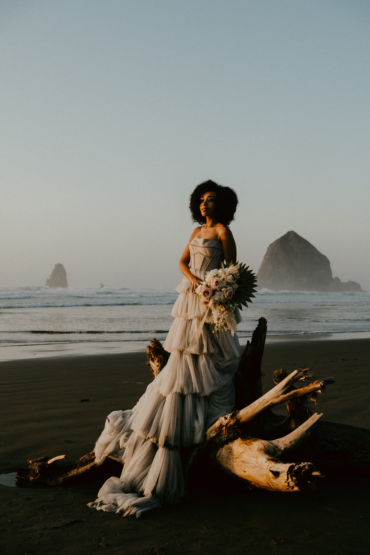 sAmber - Cannon Beach Bridal Editorial - IG Vaughntastic-219.jpg