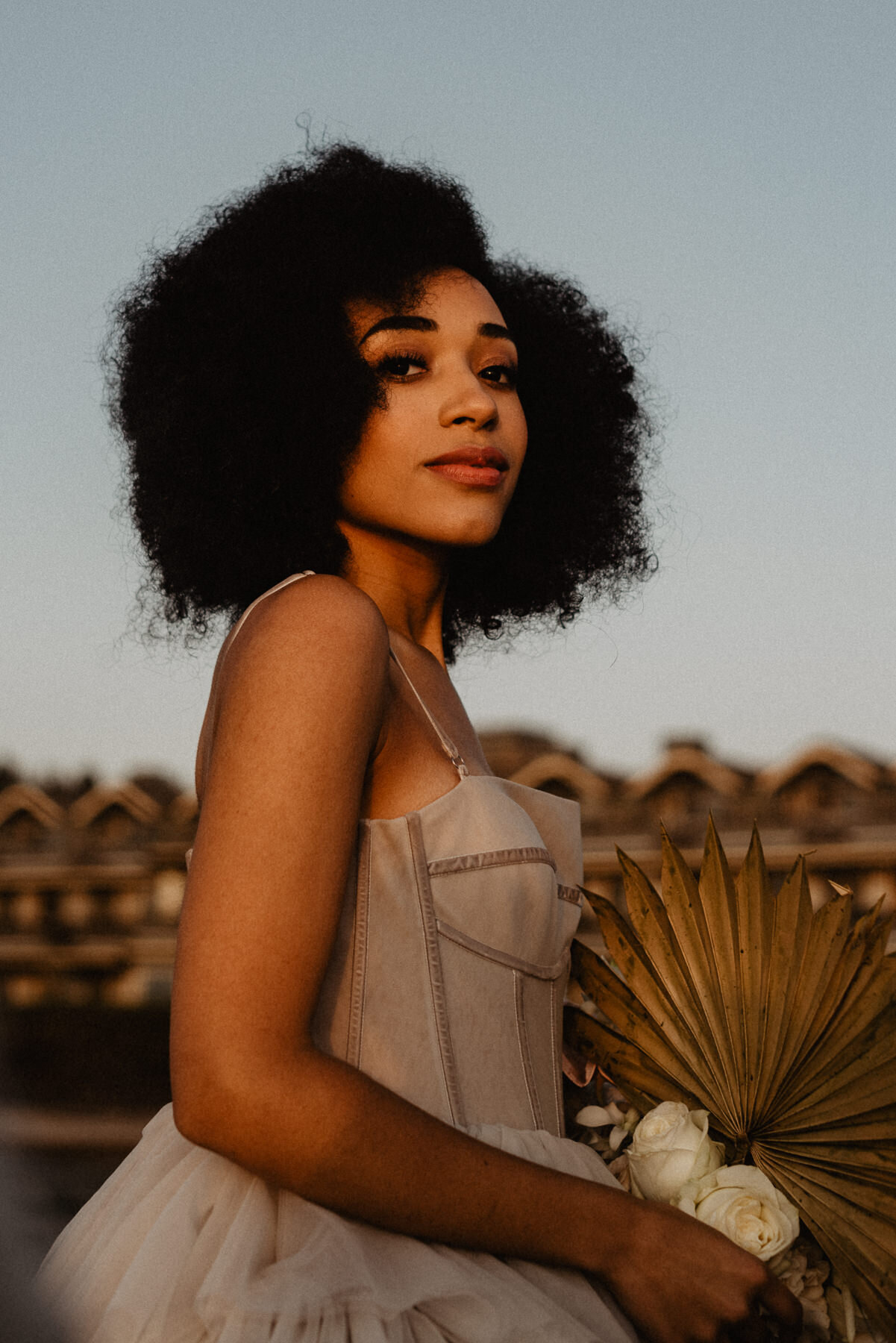 sAmber - Cannon Beach Bridal Editorial - IG Vaughntastic-233.jpg