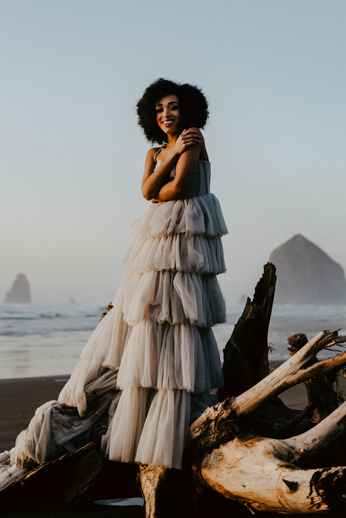 sAmber - Cannon Beach Bridal Editorial - IG Vaughntastic-247.jpg