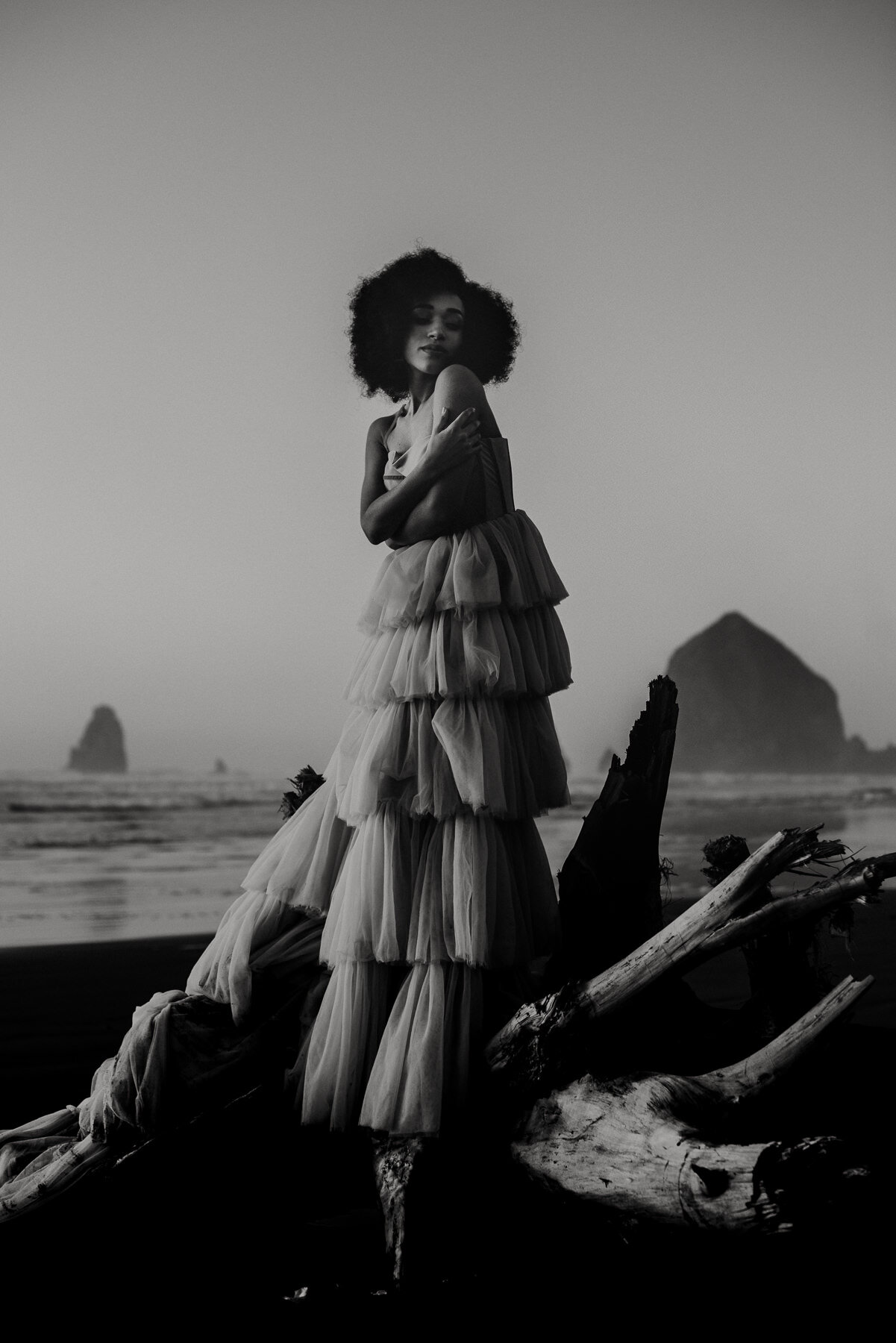 sAmber - Cannon Beach Bridal Editorial - IG Vaughntastic-248.jpg