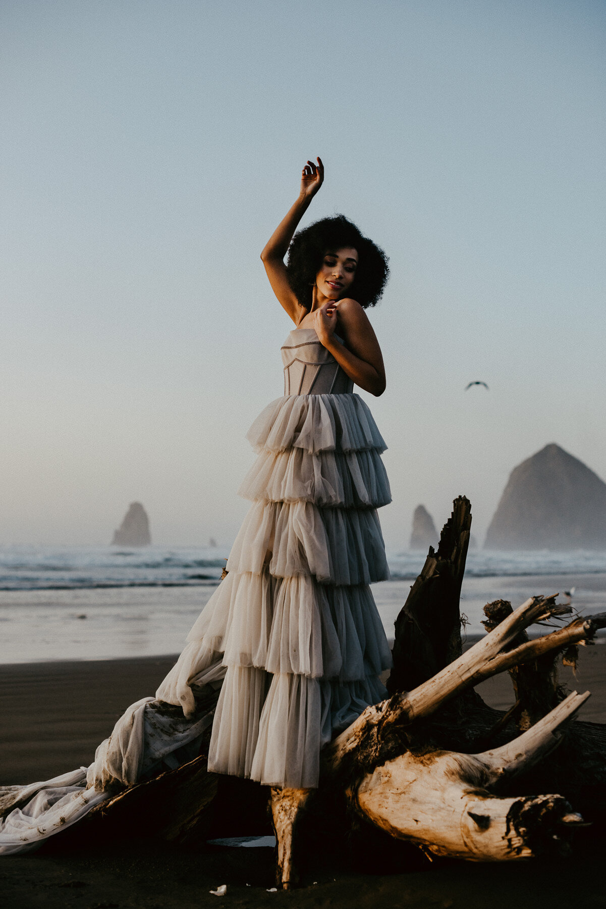 sAmber - Cannon Beach Bridal Editorial - IG Vaughntastic-251.jpg