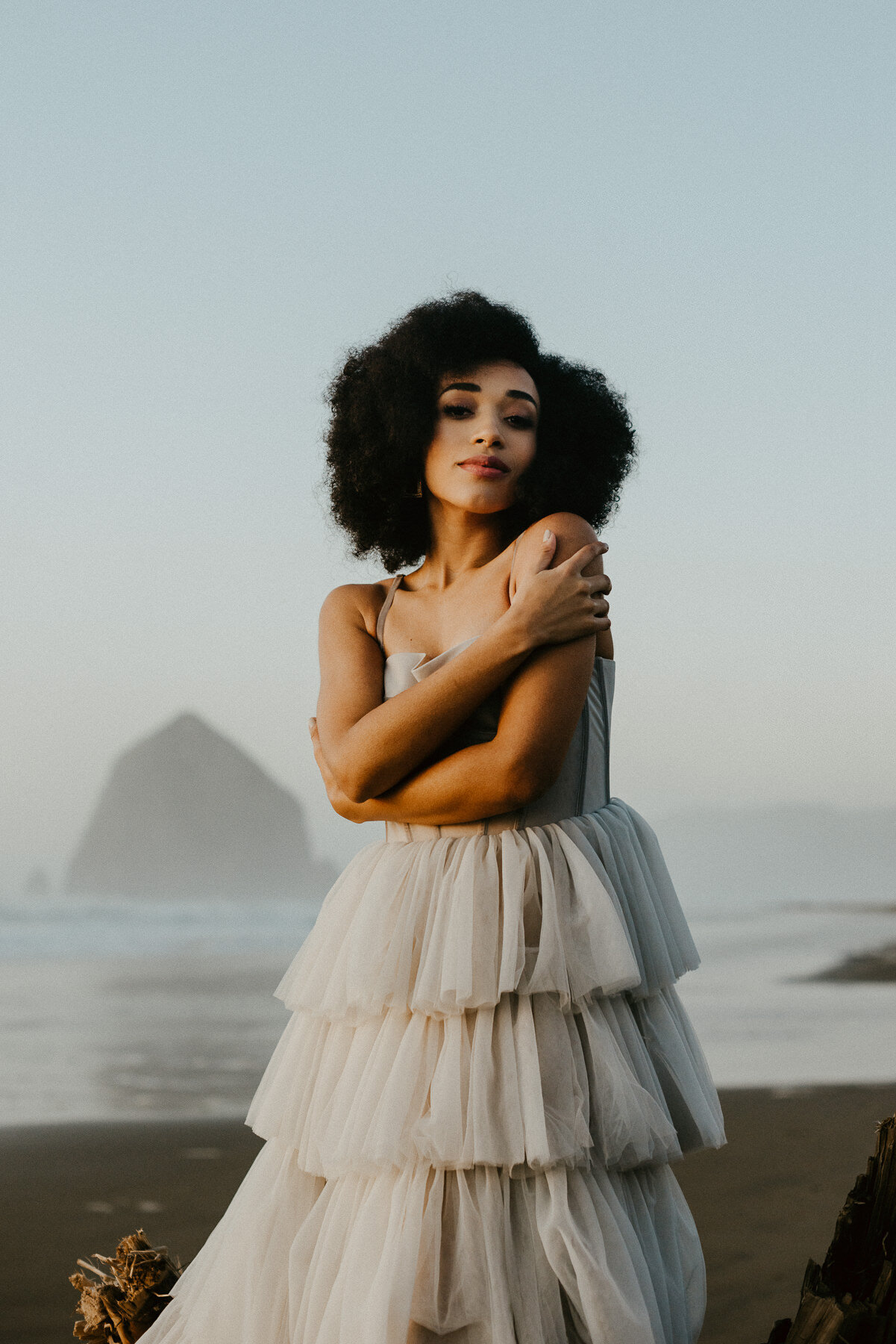 sAmber - Cannon Beach Bridal Editorial - IG Vaughntastic-257.jpg