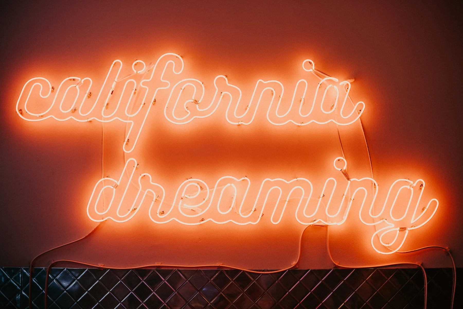 sTGS Diner Sessions - IG Vaughntastic - BTS and Group Shots-8.jpg