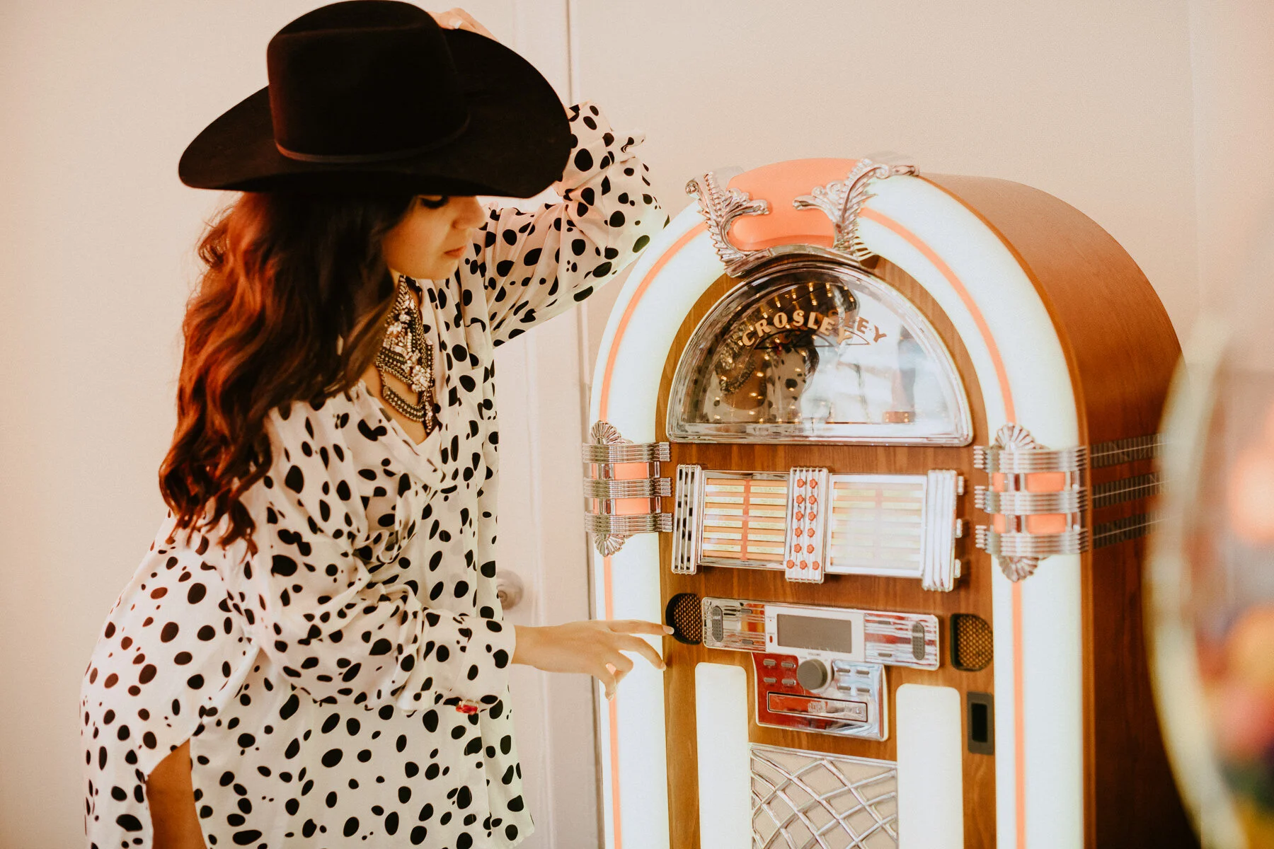 sTGS Diner Sessions - IG Vaughntastic - Linda-2.jpg
