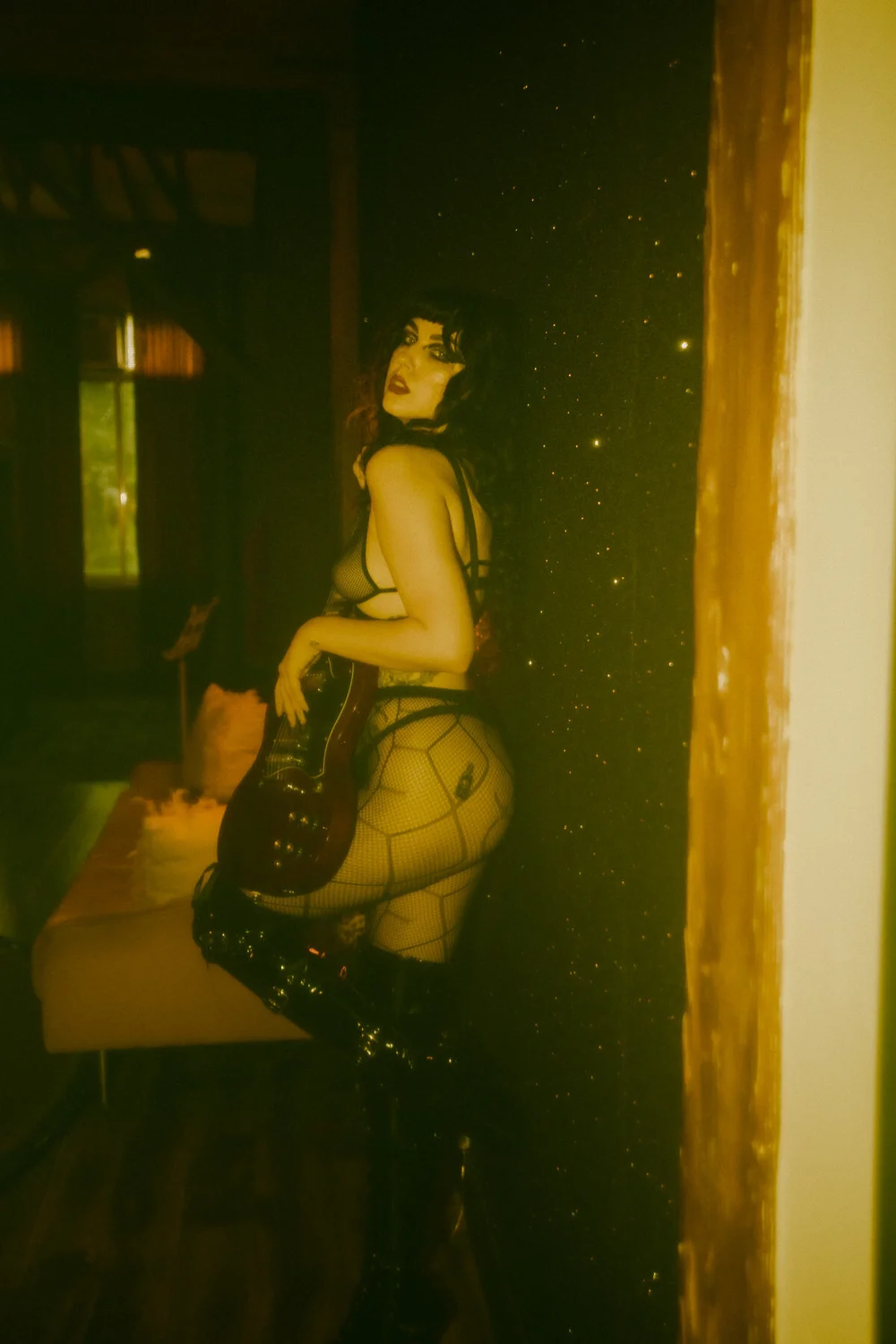 sPlastic Hearts Sessions with Destinee-125.jpg