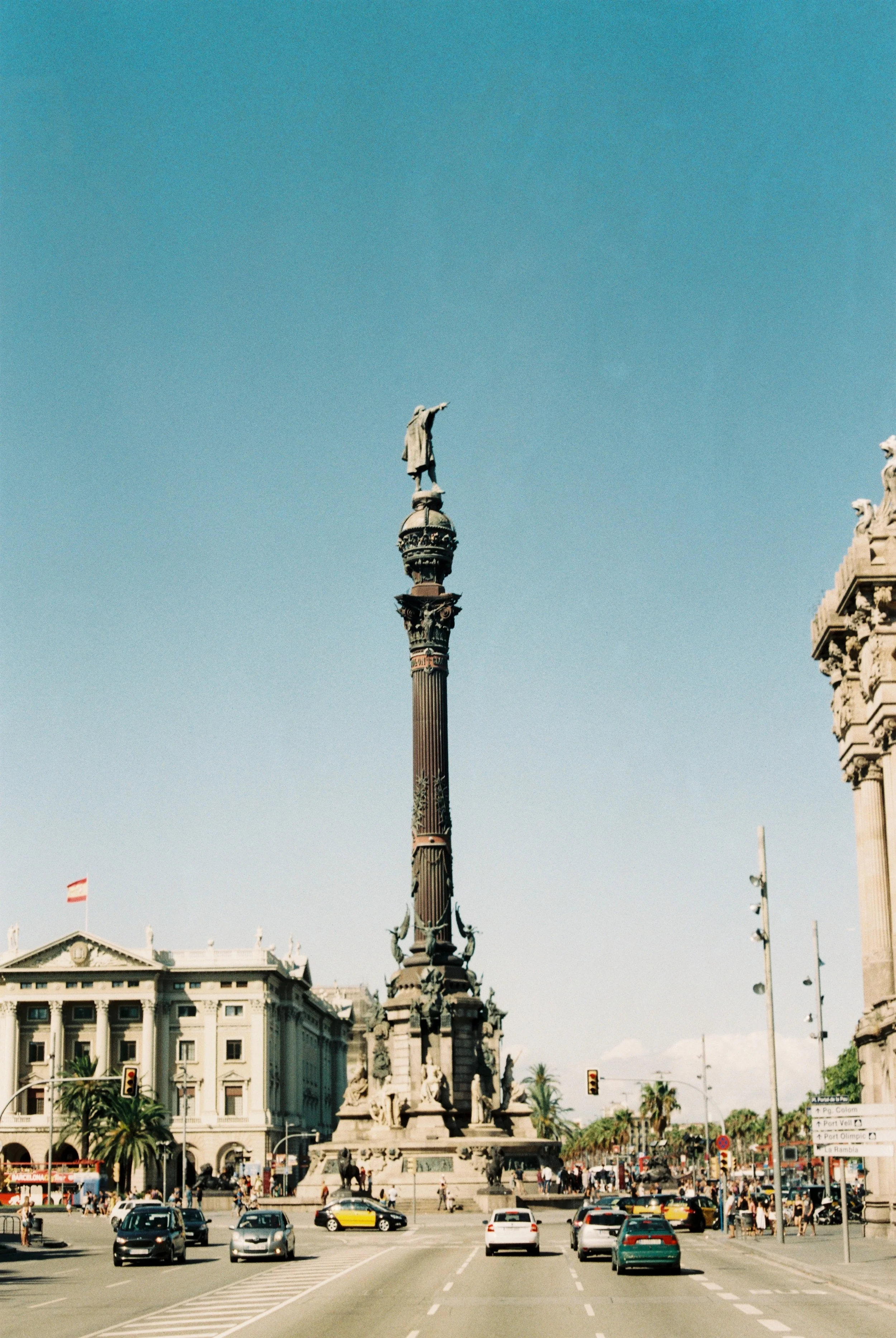 Christopher Columbus, Monument