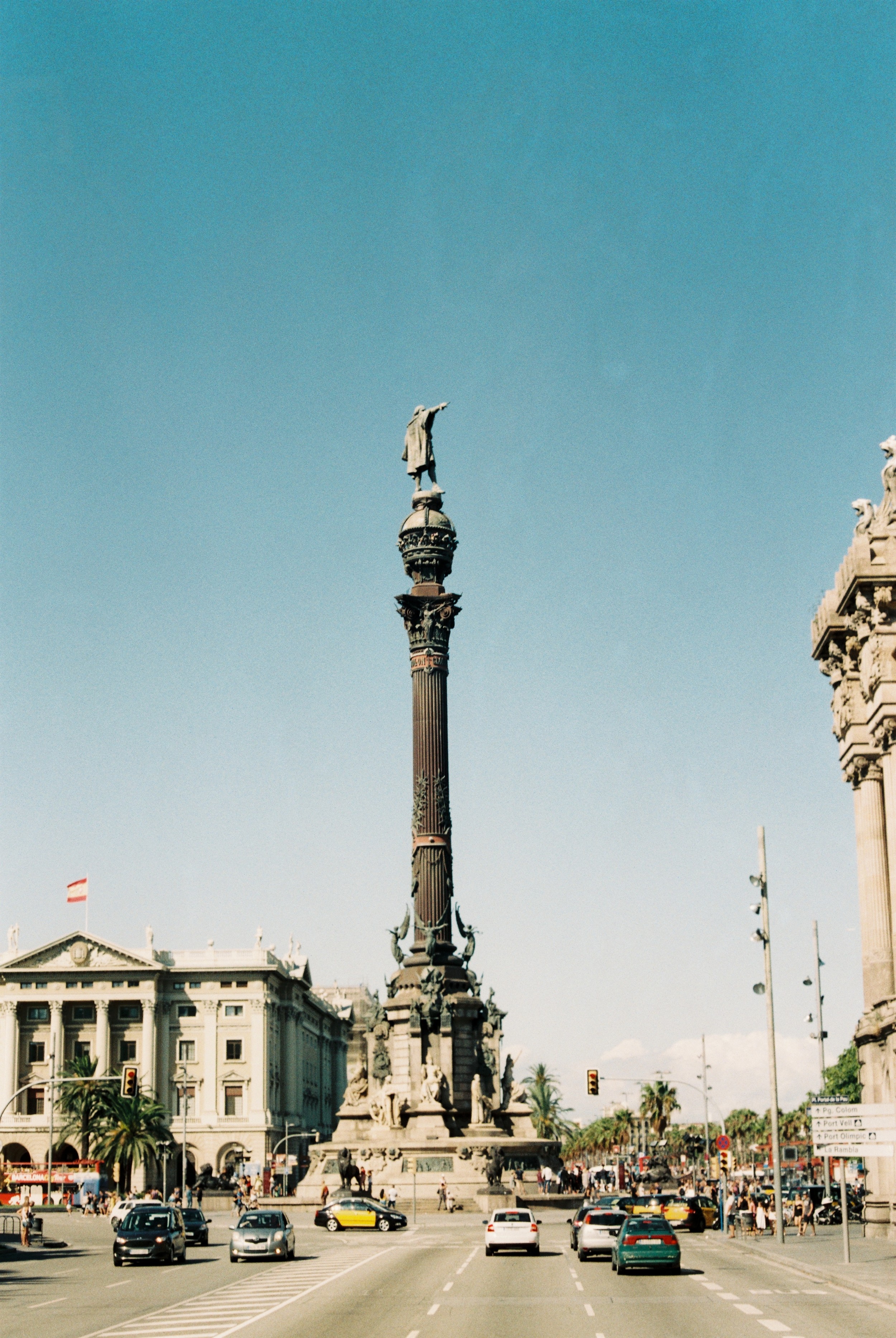 Christopher Columbus, Monument