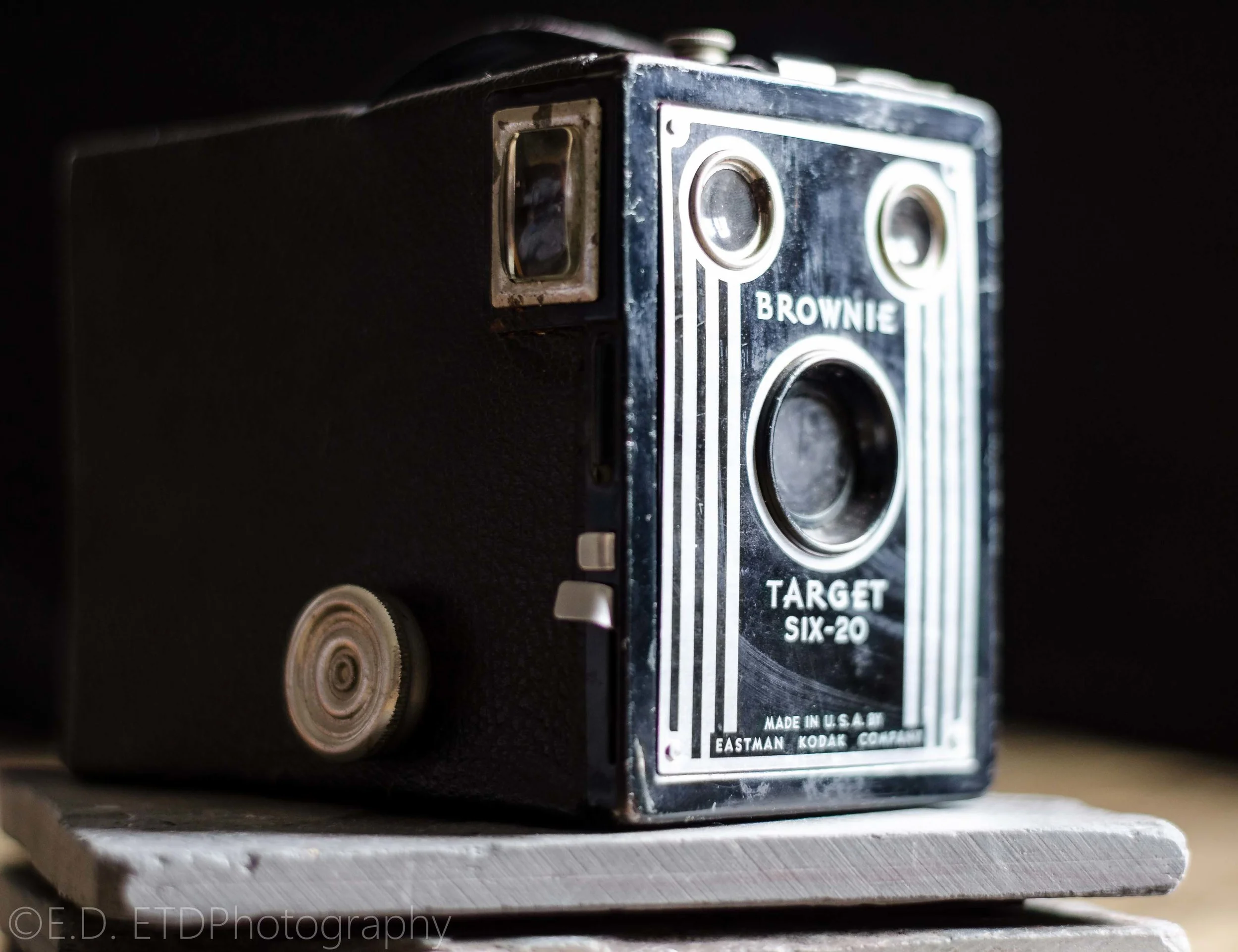 Brownie Target Six-20 Box Camera
