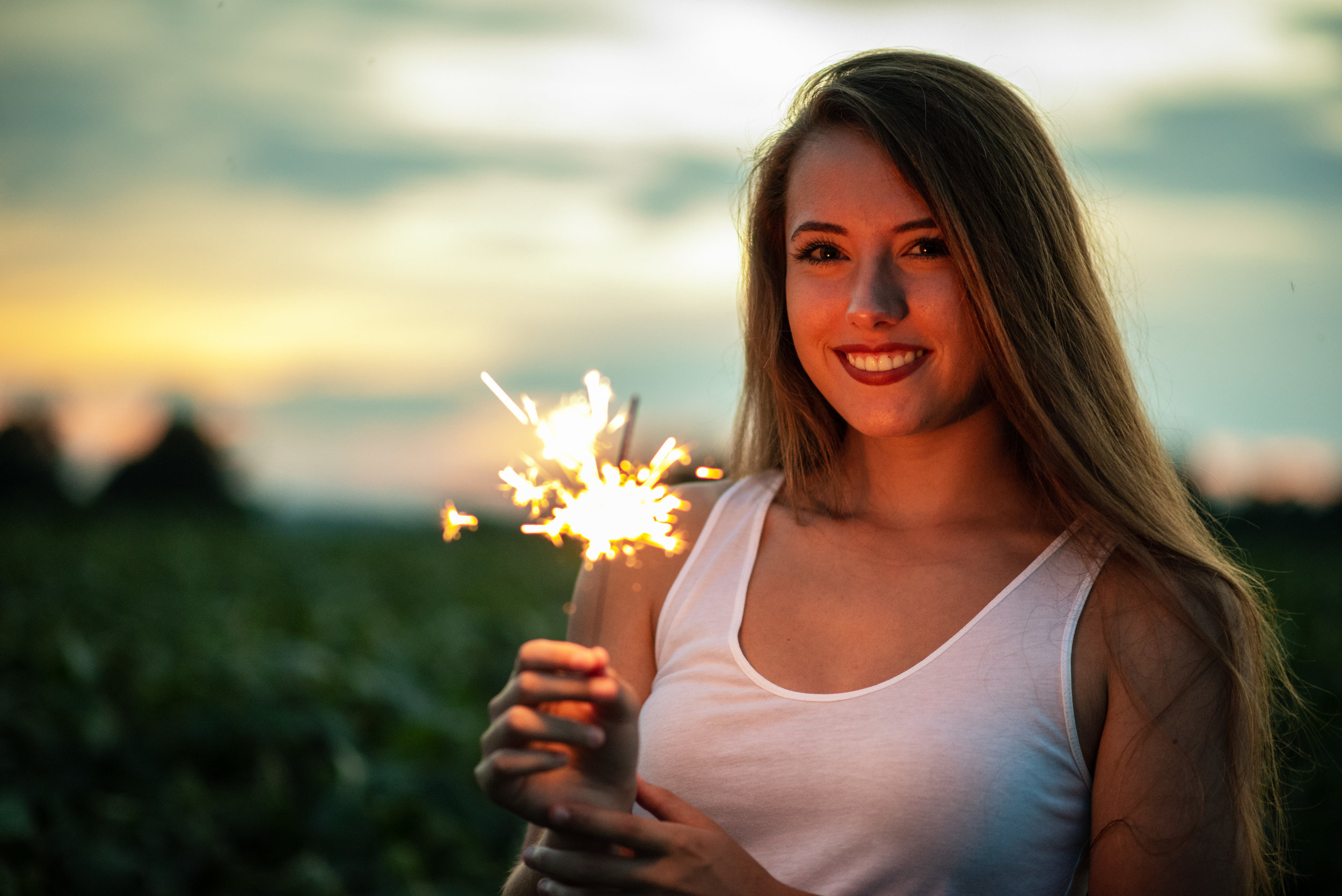 Sunsets_And_Sparklers-8.jpg