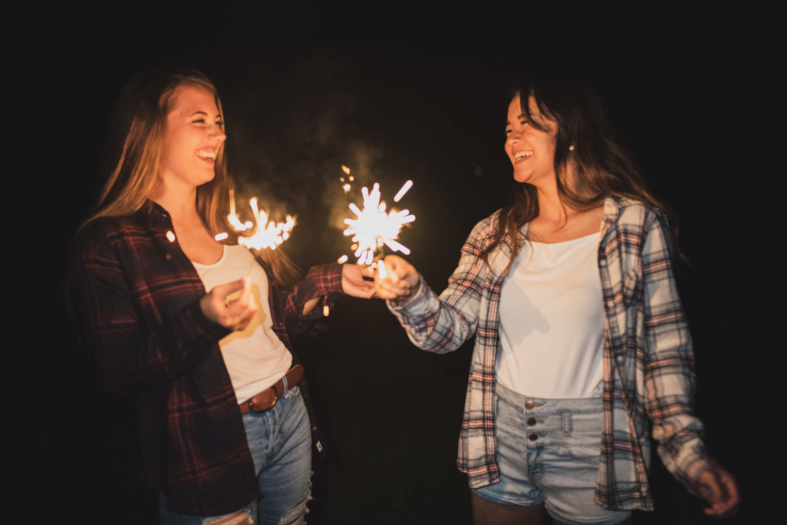 Sunsets_And_Sparklers-11.jpg