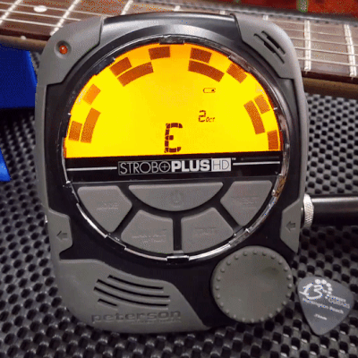 Peterson Strobe Tuner in action