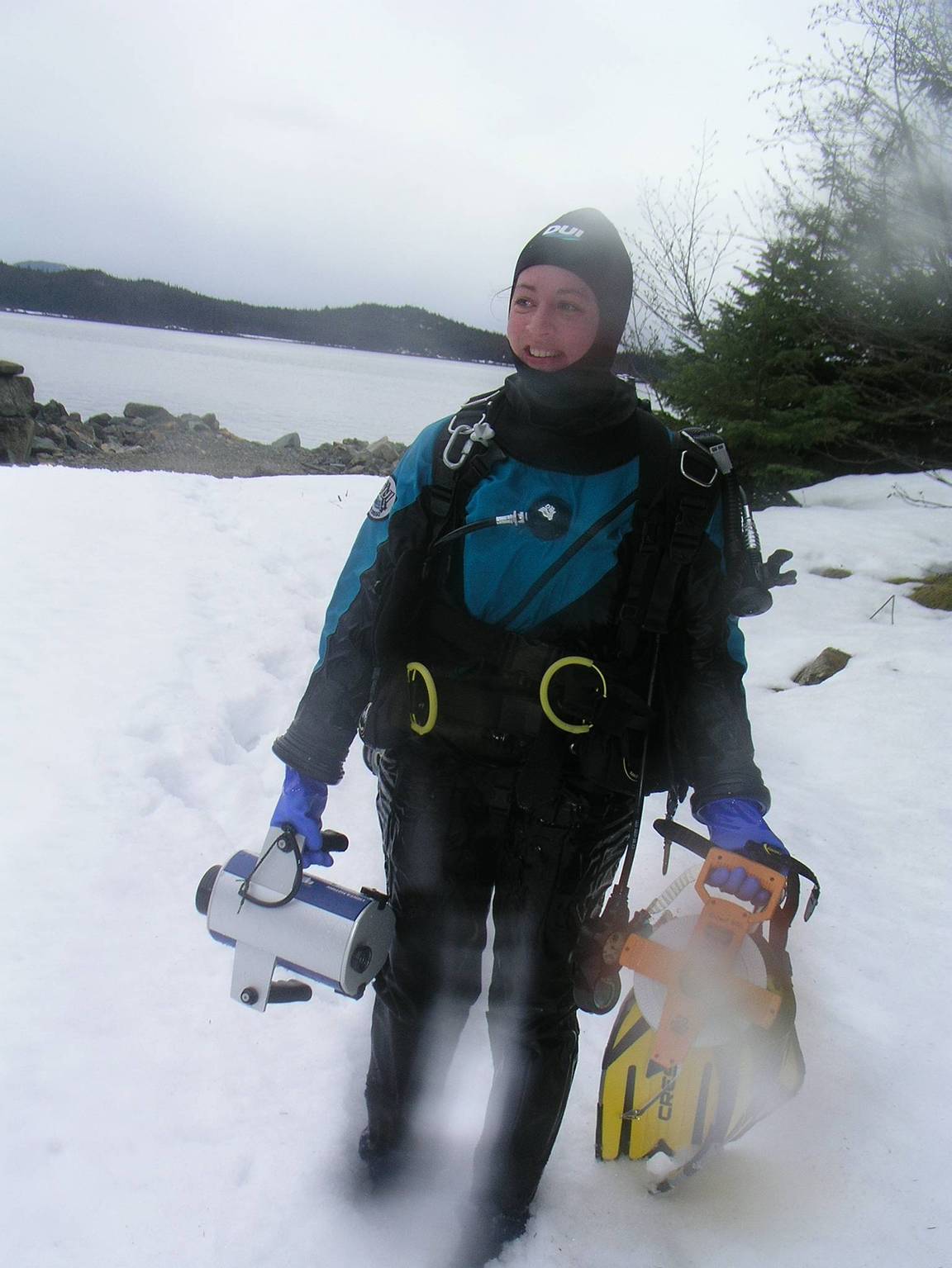 Jodi Pirtle winter dive Juneau AK.jpg