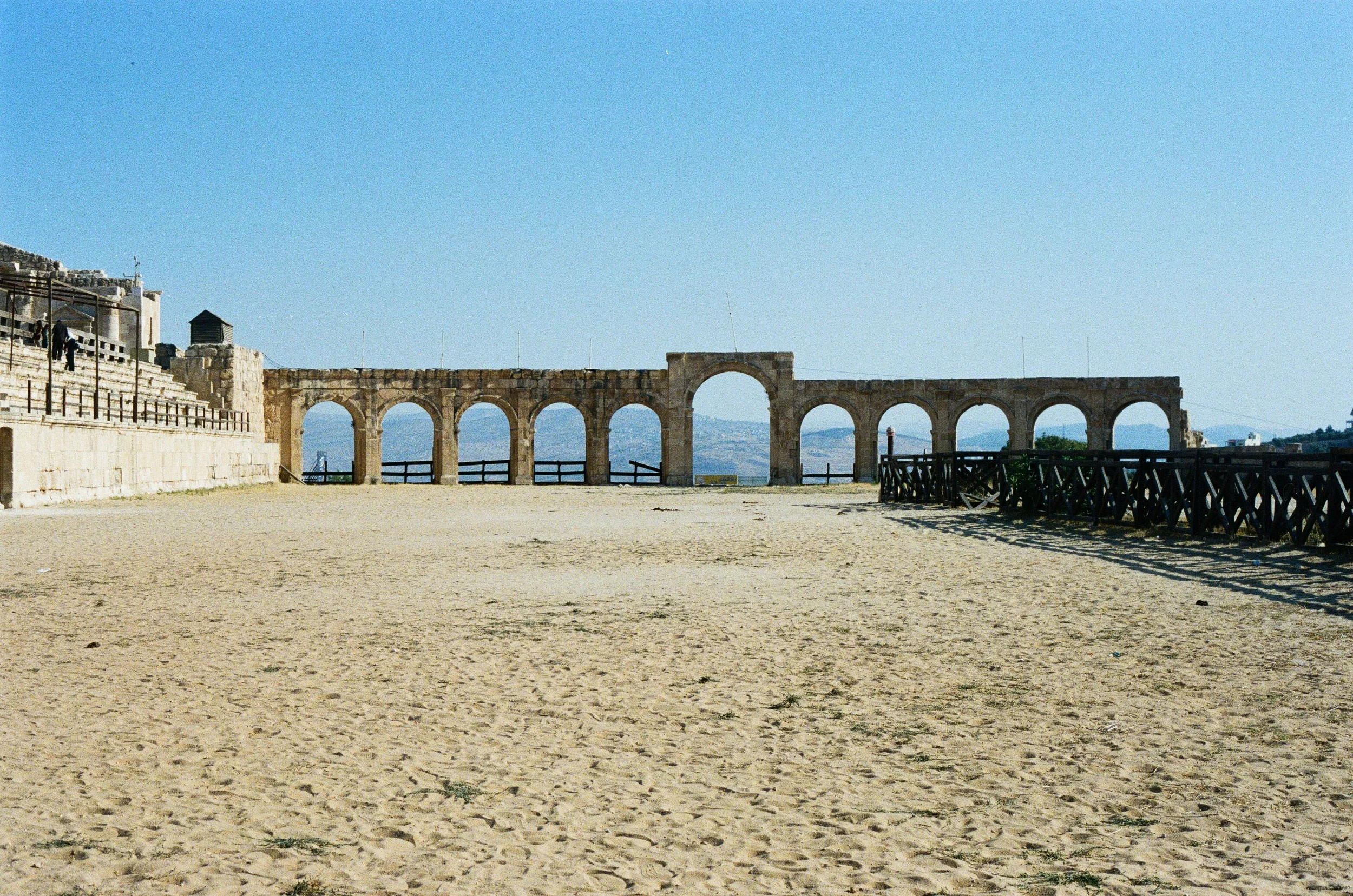 000026670005_0005.jpg