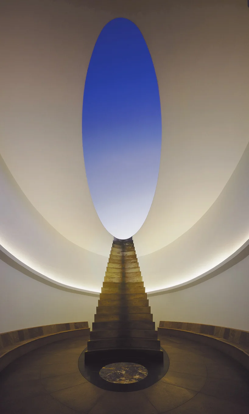 james-turrell-roden-crater-arizona-designboom-08.jpg