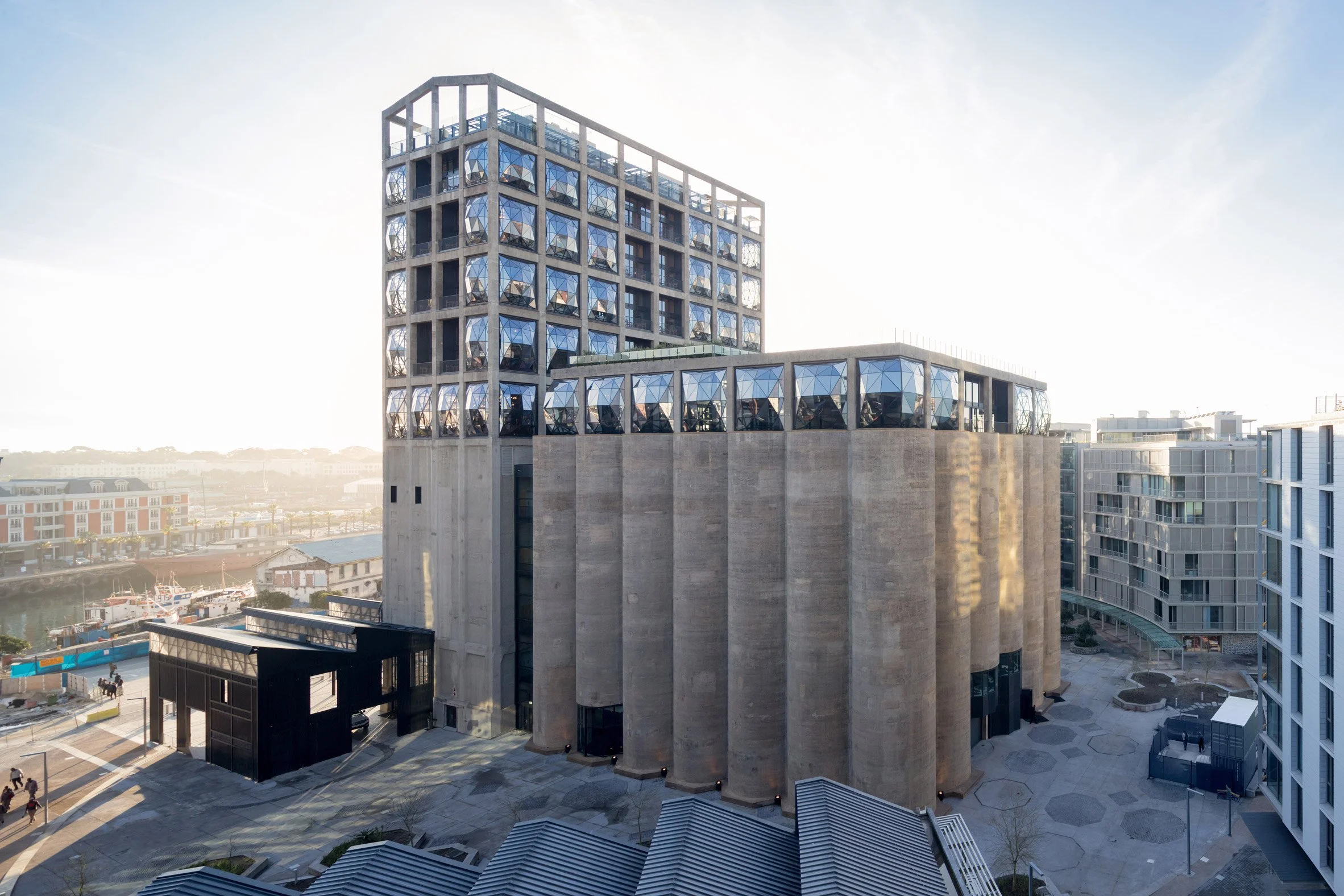 heatherwick-architecture-cultural-galleries-south-africa-v-and-a_dezeen_2364_col_2.jpg