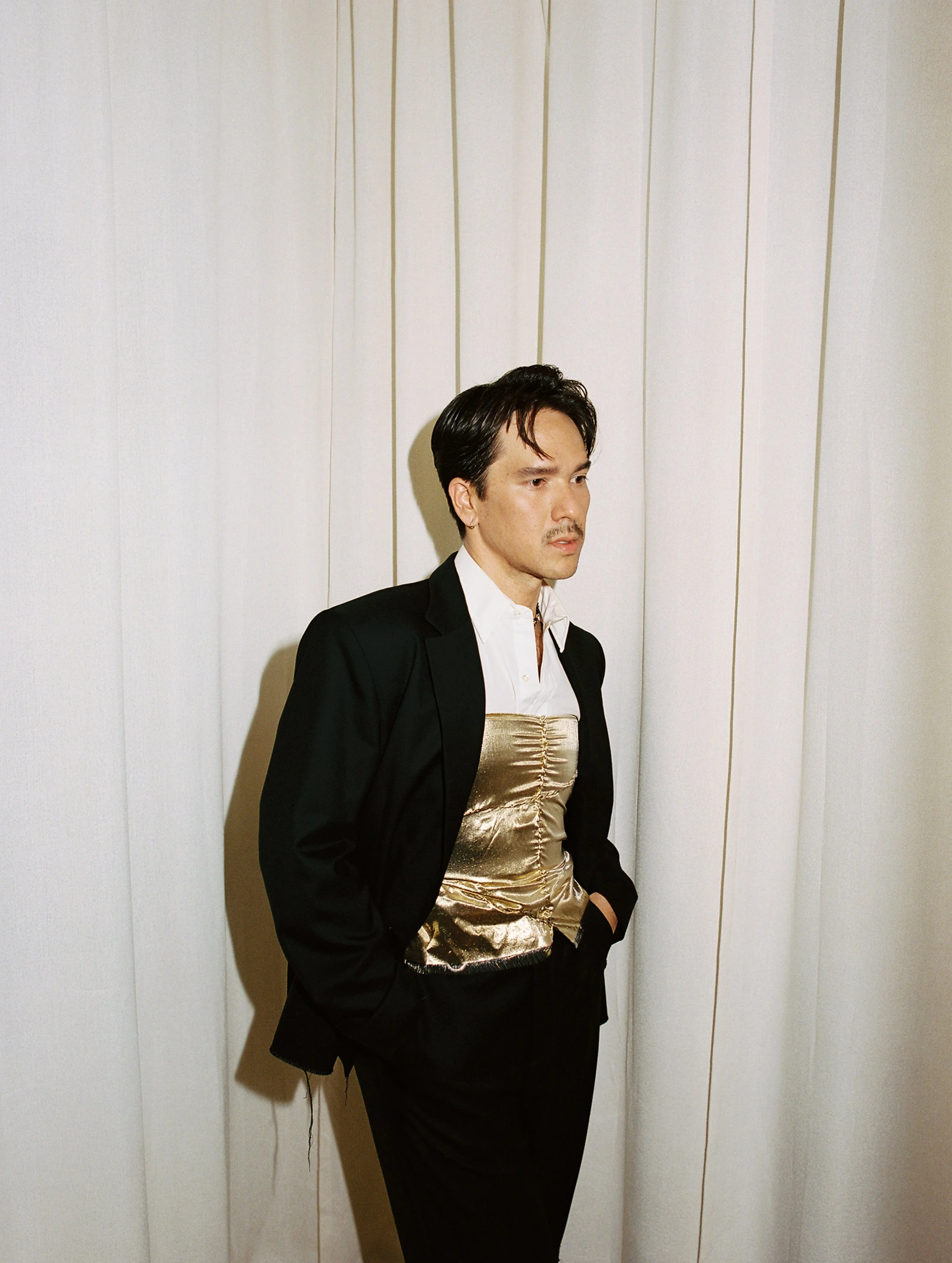 dressed like the plot twist 
@goldhouseco #Gold100

Photography by @jatecson at my home in Los Angeles 
Look by @firmeatelier
Nails by @eriishizu
Hair by @michaelforrey 
Jewelry by @joohwa.archives