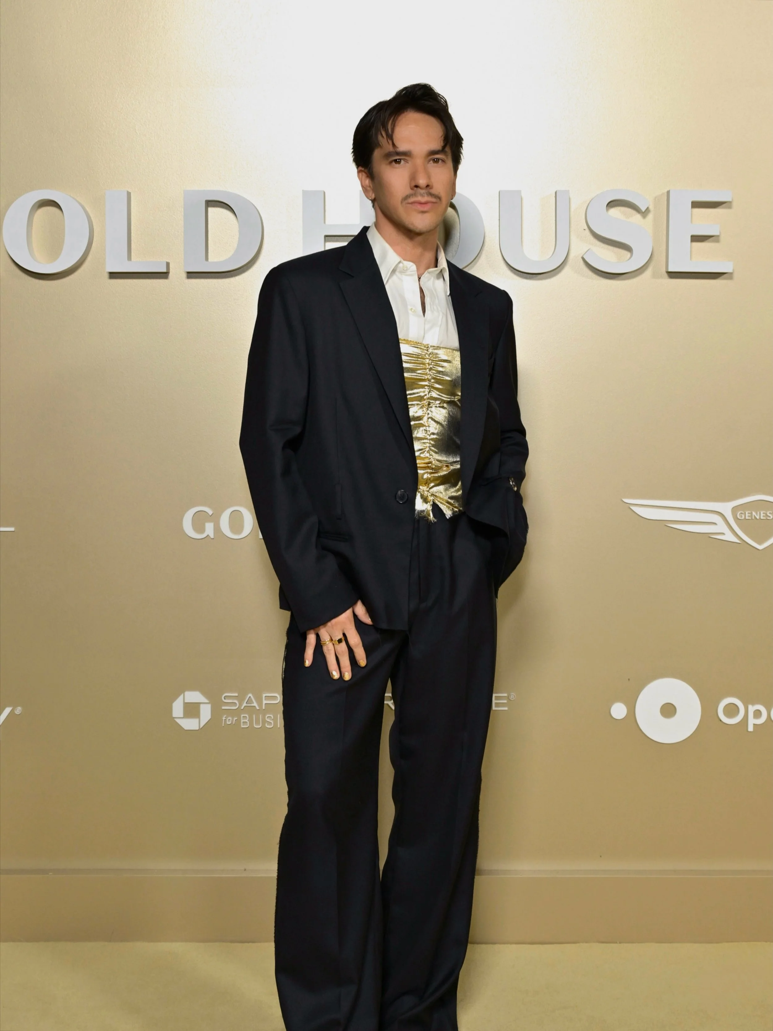hapa pride 💛 @goldhouseco #Gold100 

Look by @firmeatelier 
Nails by @eriishizu 
Hair by @michaelforrey 
Jewelry by @joohwa.archives 
Arrivals Photo by @gettyentertainment 
Event Photo by @bfa 

much mahalos to my people for making me feel beautiful