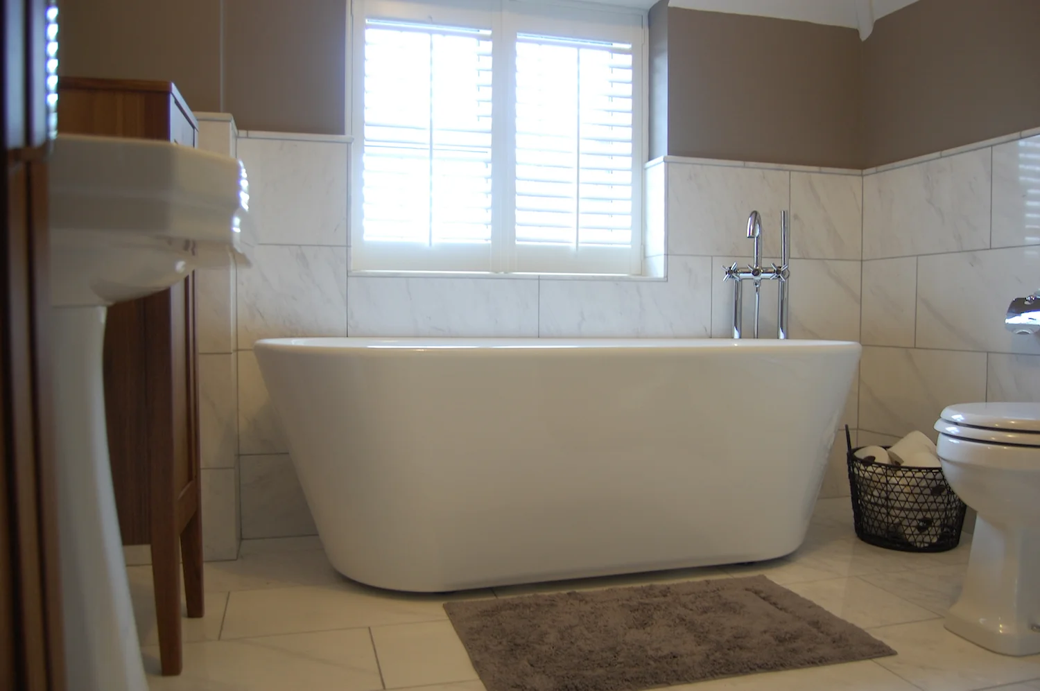 Marble bathroom refurbishment in Fetcham Surrey 3.jpg