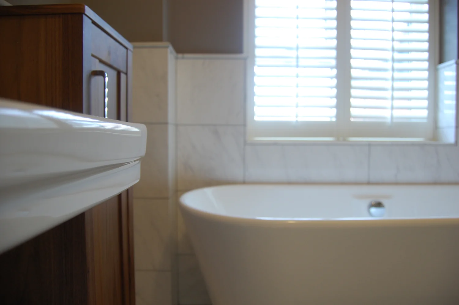 Marble bathroom refurbishment in Fetcham Surrey 6.jpg