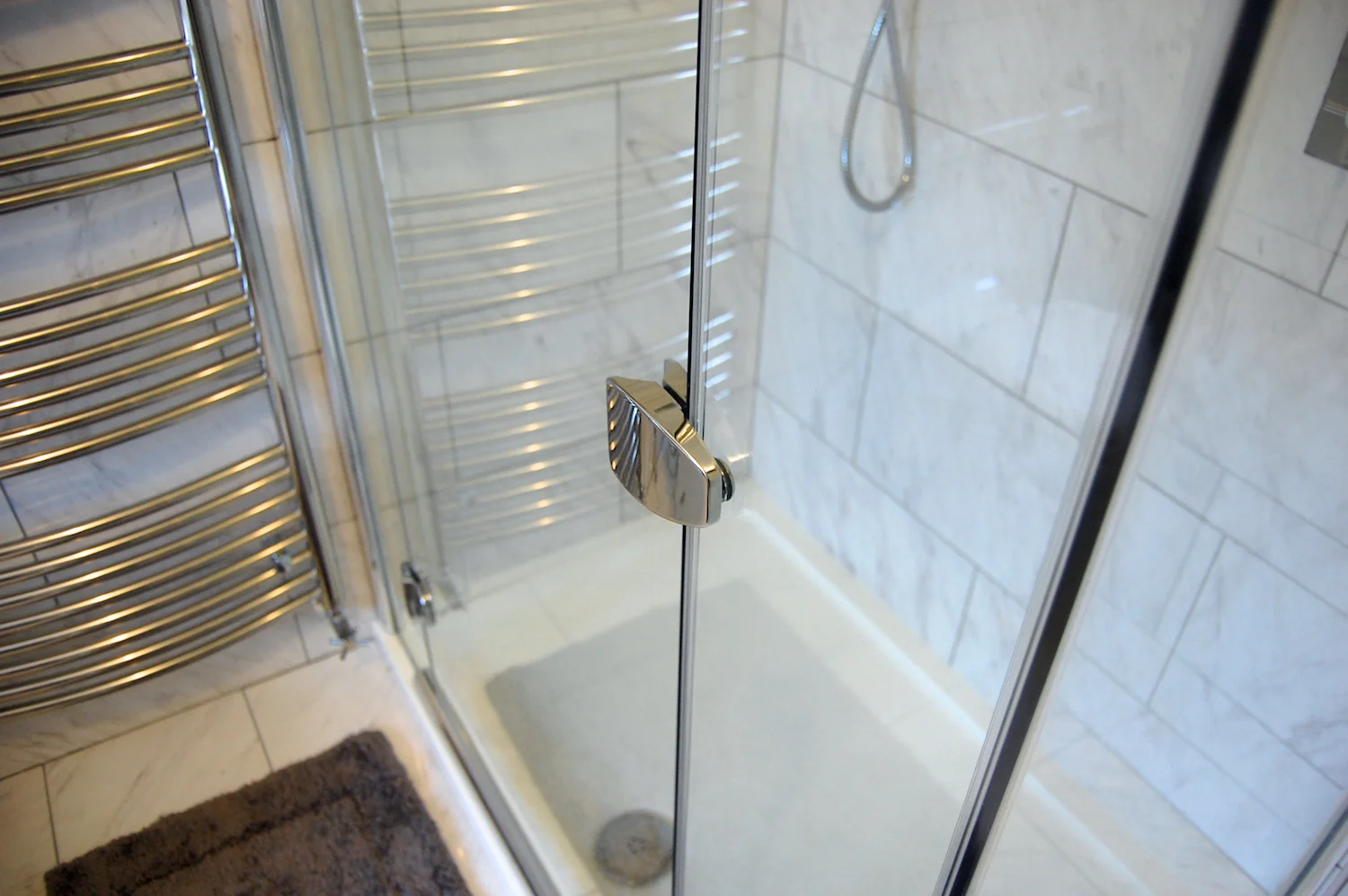 Marble bathroom refurbishment in Fetcham Surrey 8.jpg
