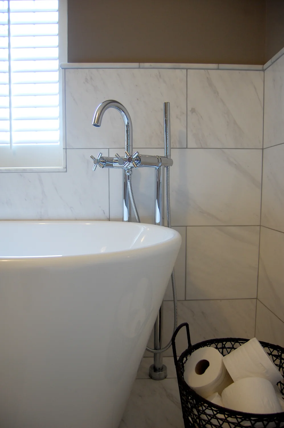 Marble bathroom refurbishment in Fetcham Surrey 12.jpg