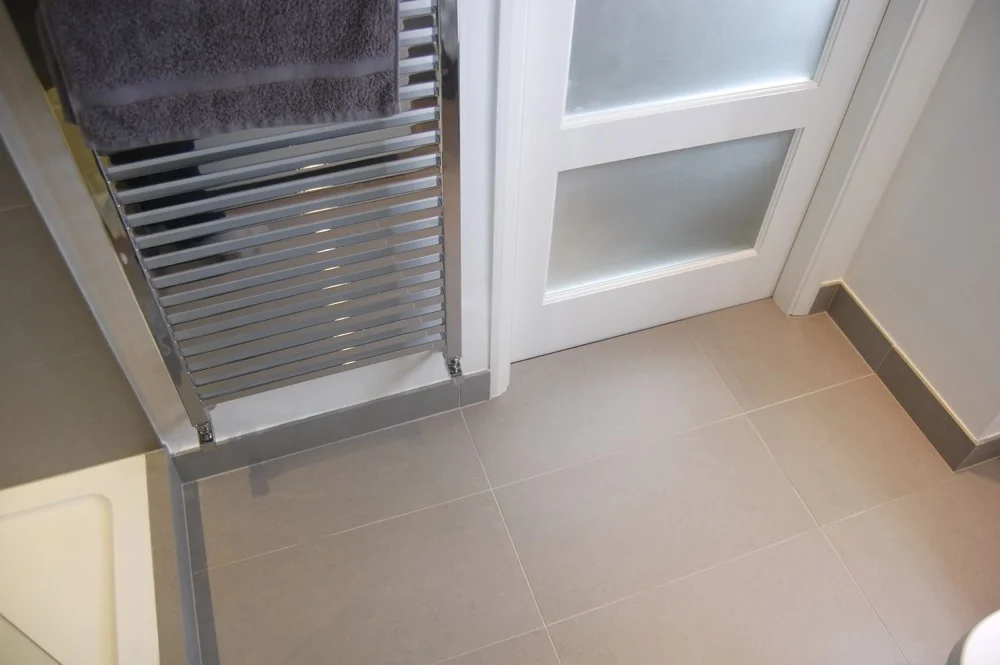 bathroom tiling Hampton6.jpg