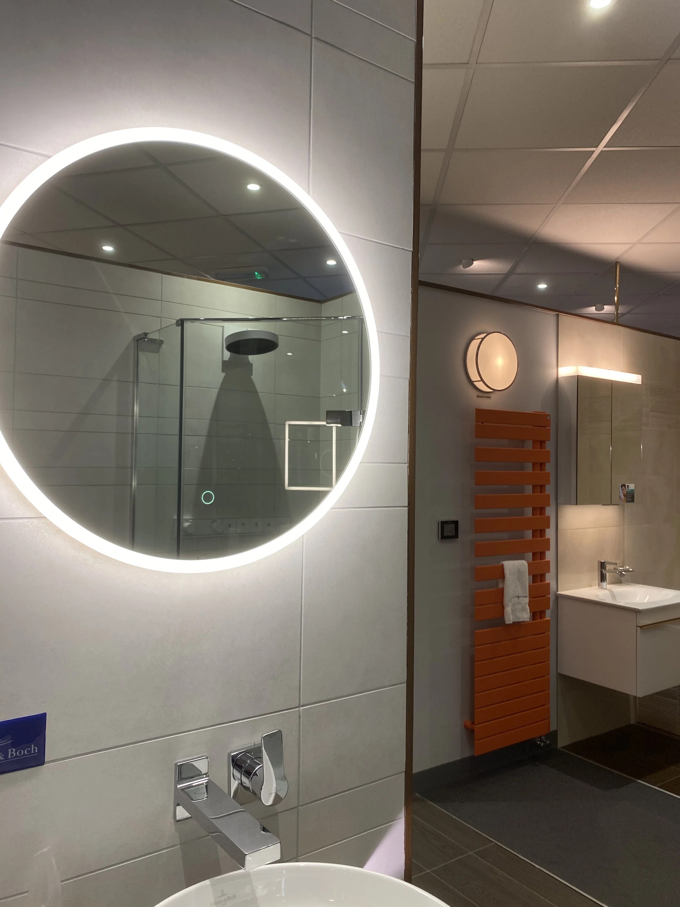 Mirrors & Cabinets on Display - 11.jpeg