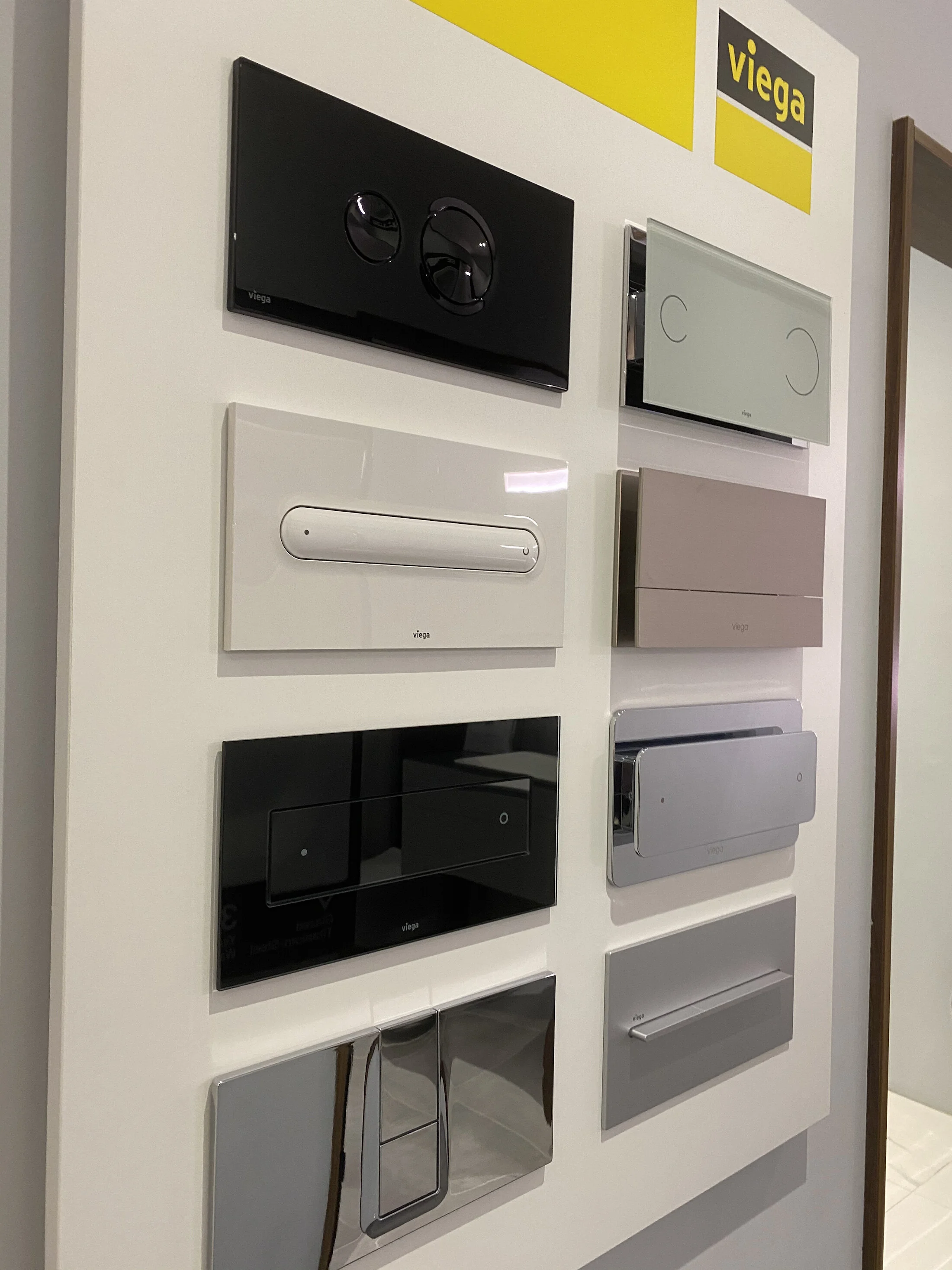 WC Flush Plates on Display - 1.jpeg