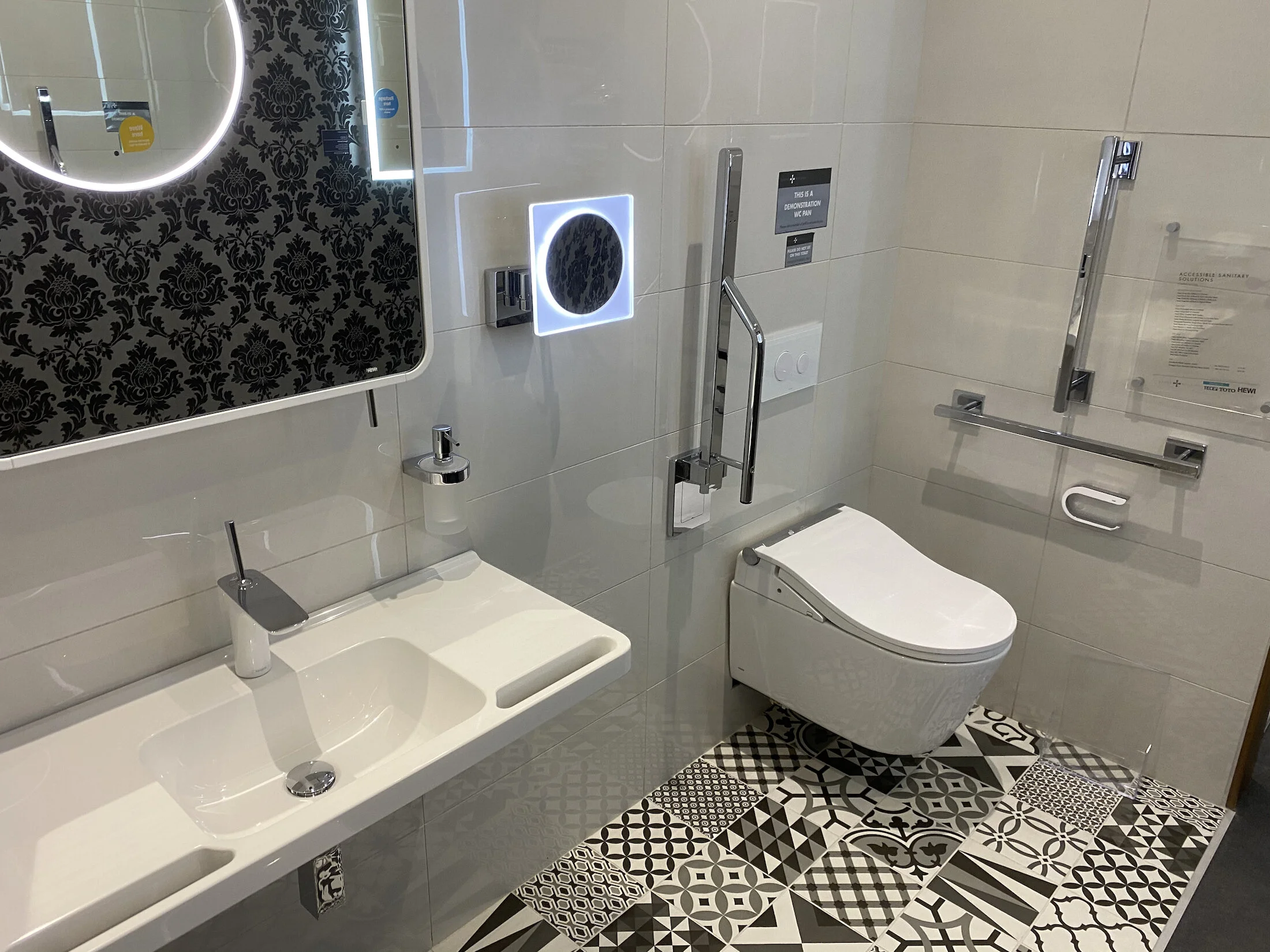 WCs on Display - 4.jpeg