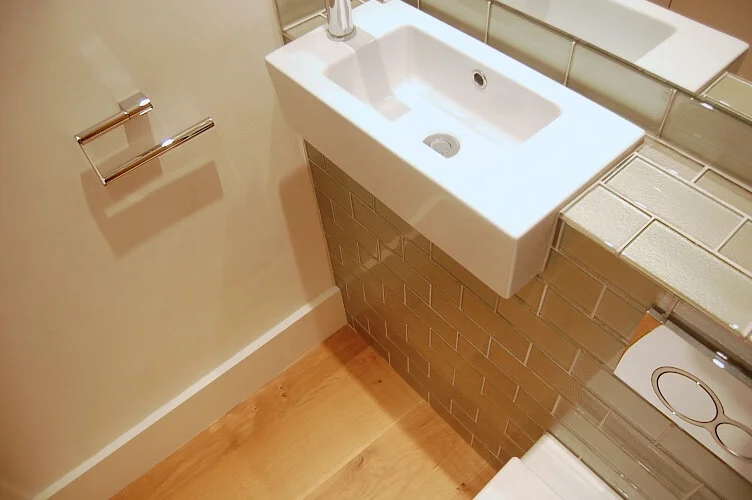 Contemporary+cloakroom+Twickenham+-+2.jpg