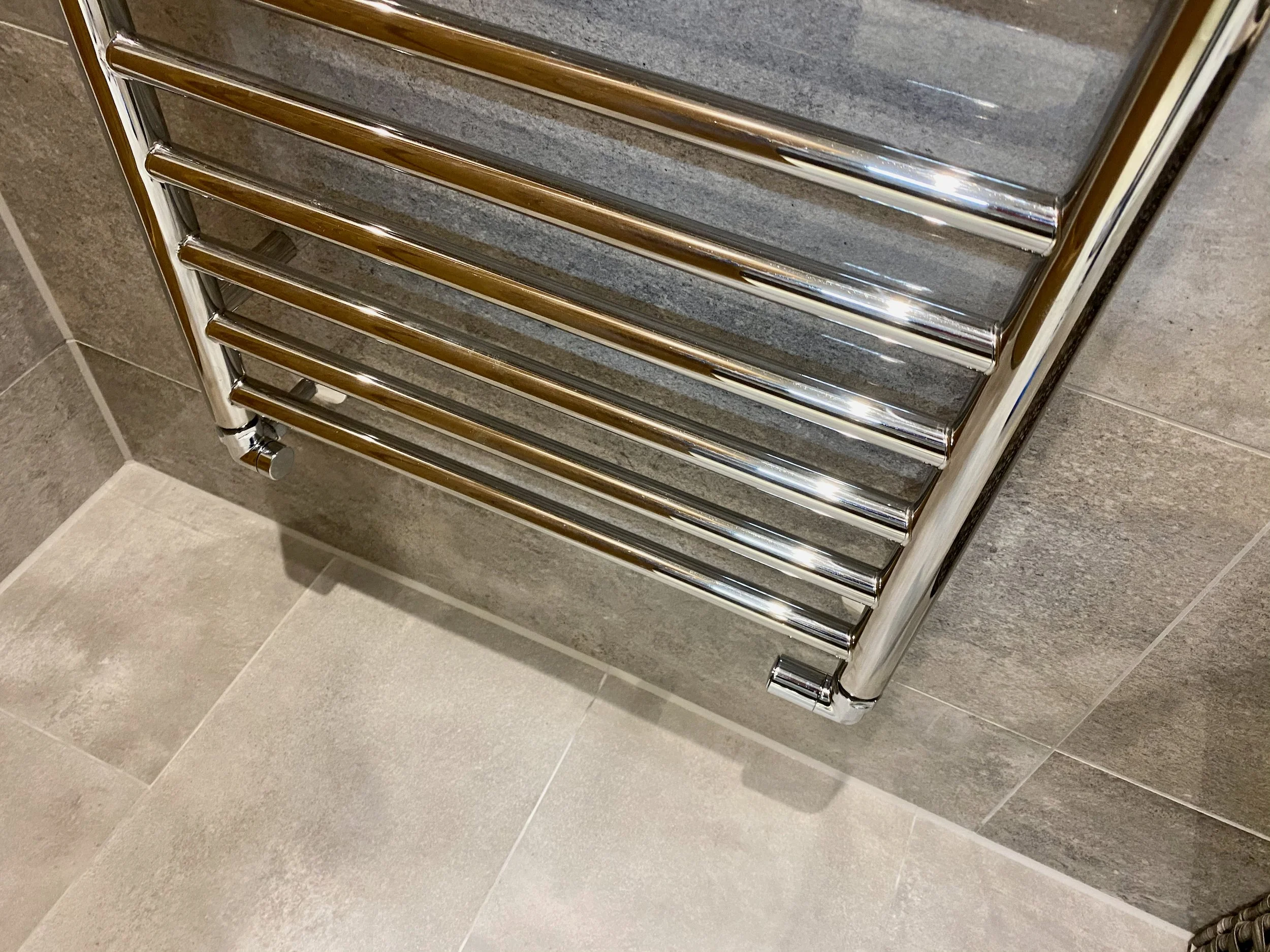 En-suite bathroom showroom in Binfield Bracknell - 10.jpeg