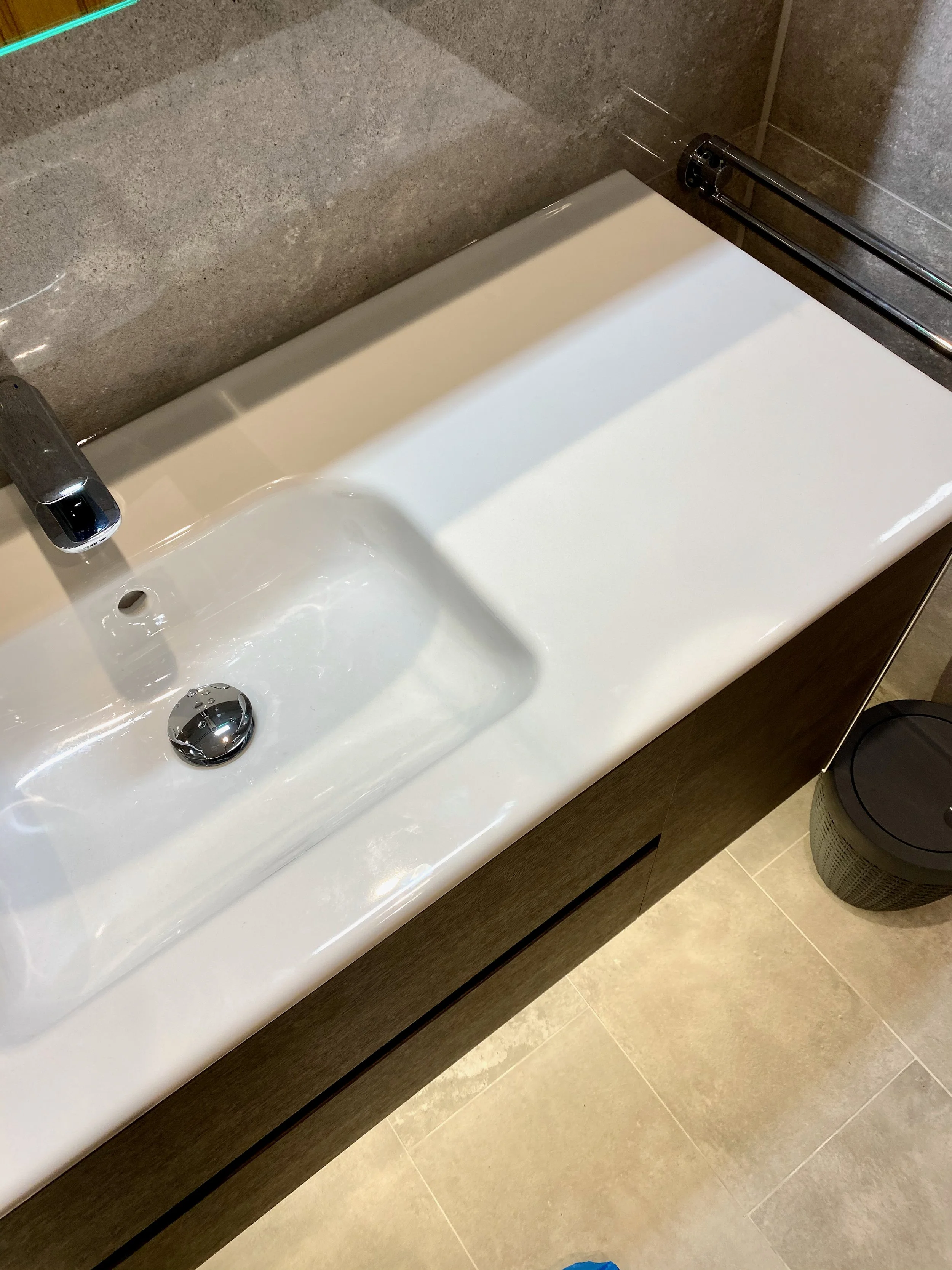 En-suite bathroom showroom in Binfield Bracknell - 11.jpeg