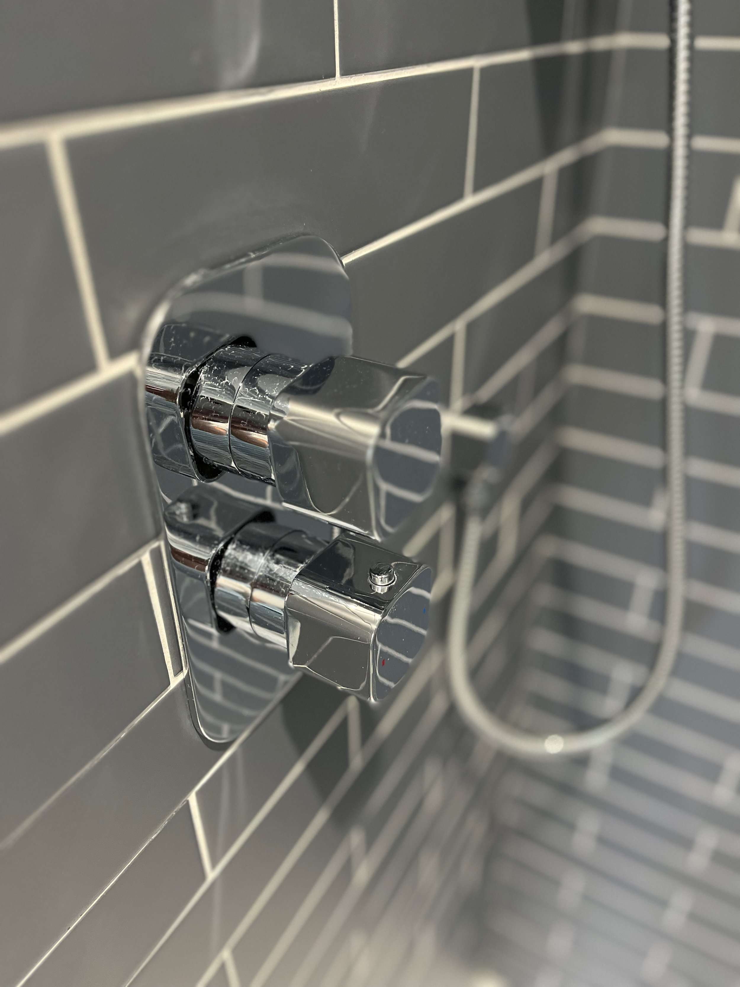 Bathroom Design Windsor - 15.jpeg