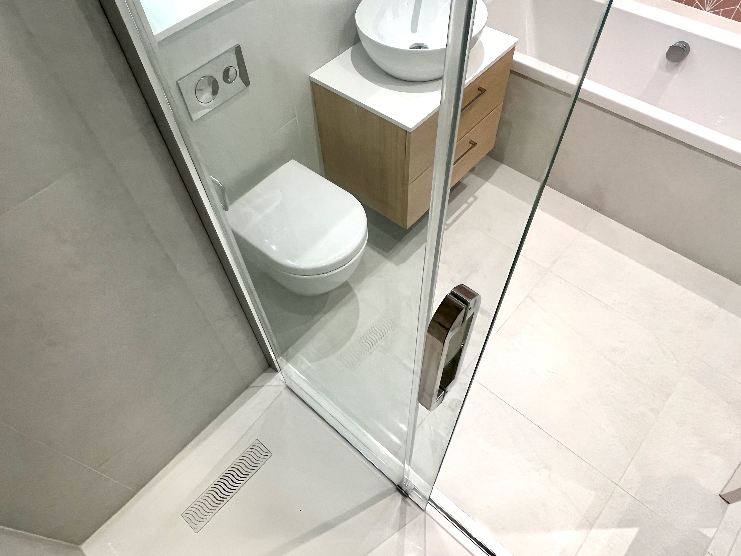 Cobham Bathroom Design Pink Tiles Dansani Furniture - 6.jpeg