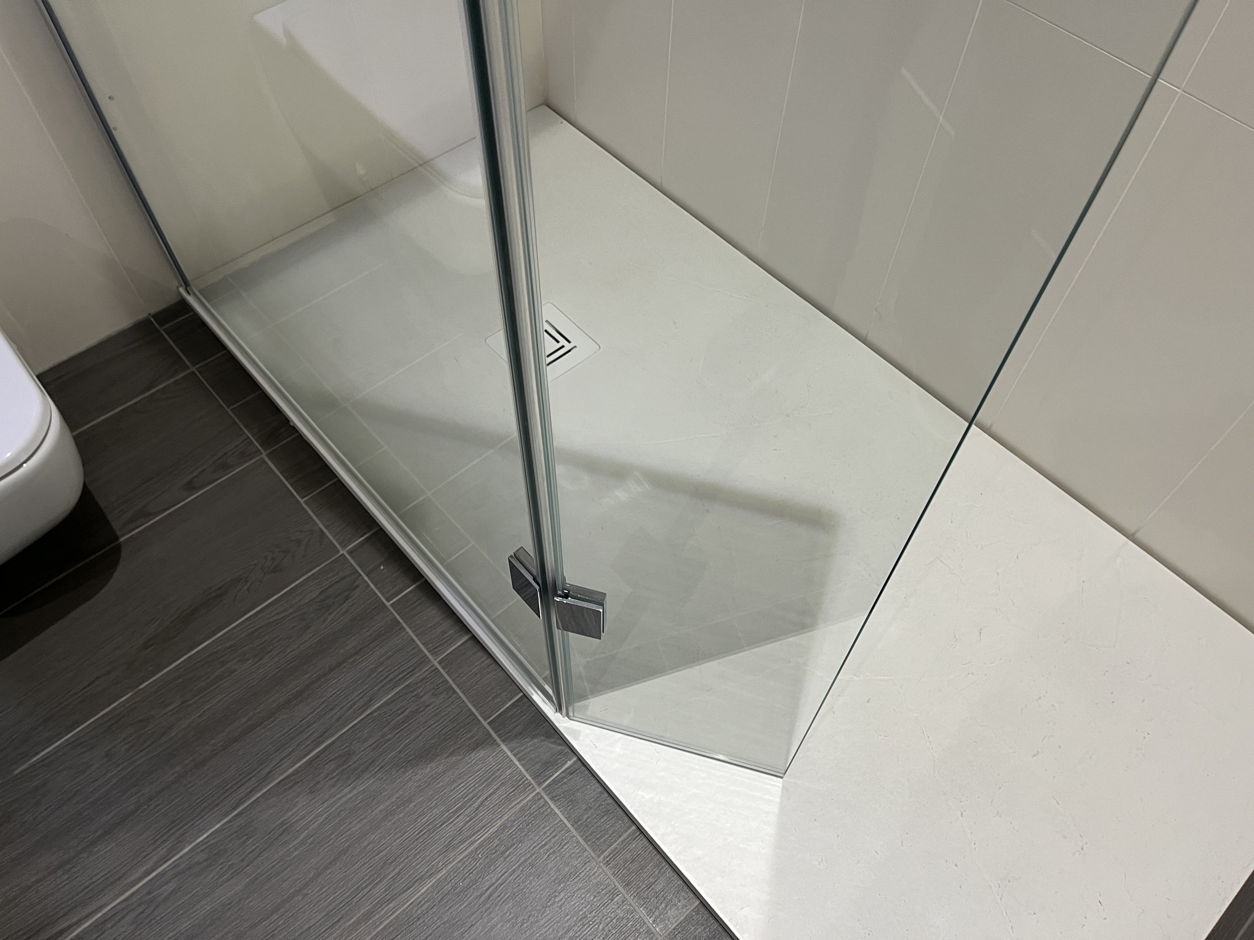 Merlyn Truestone tray installed.JPG