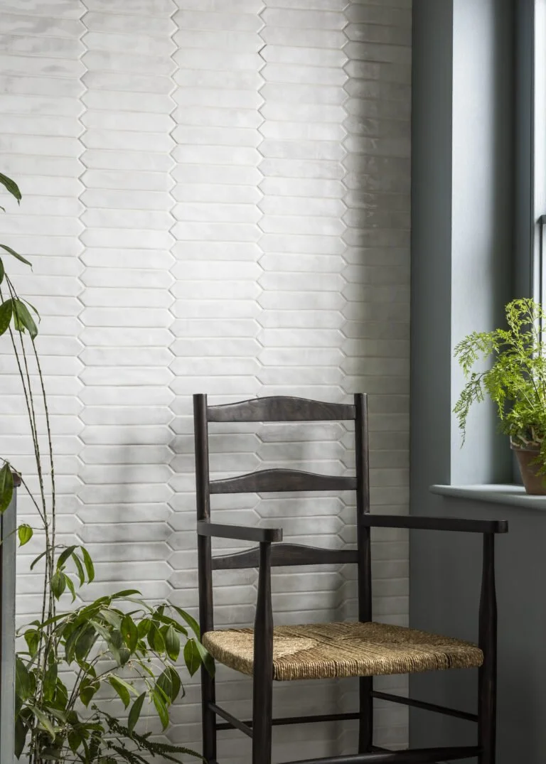 Valencia White Gloss Terracotta Effect Porcelain Picket £70.69.jpeg