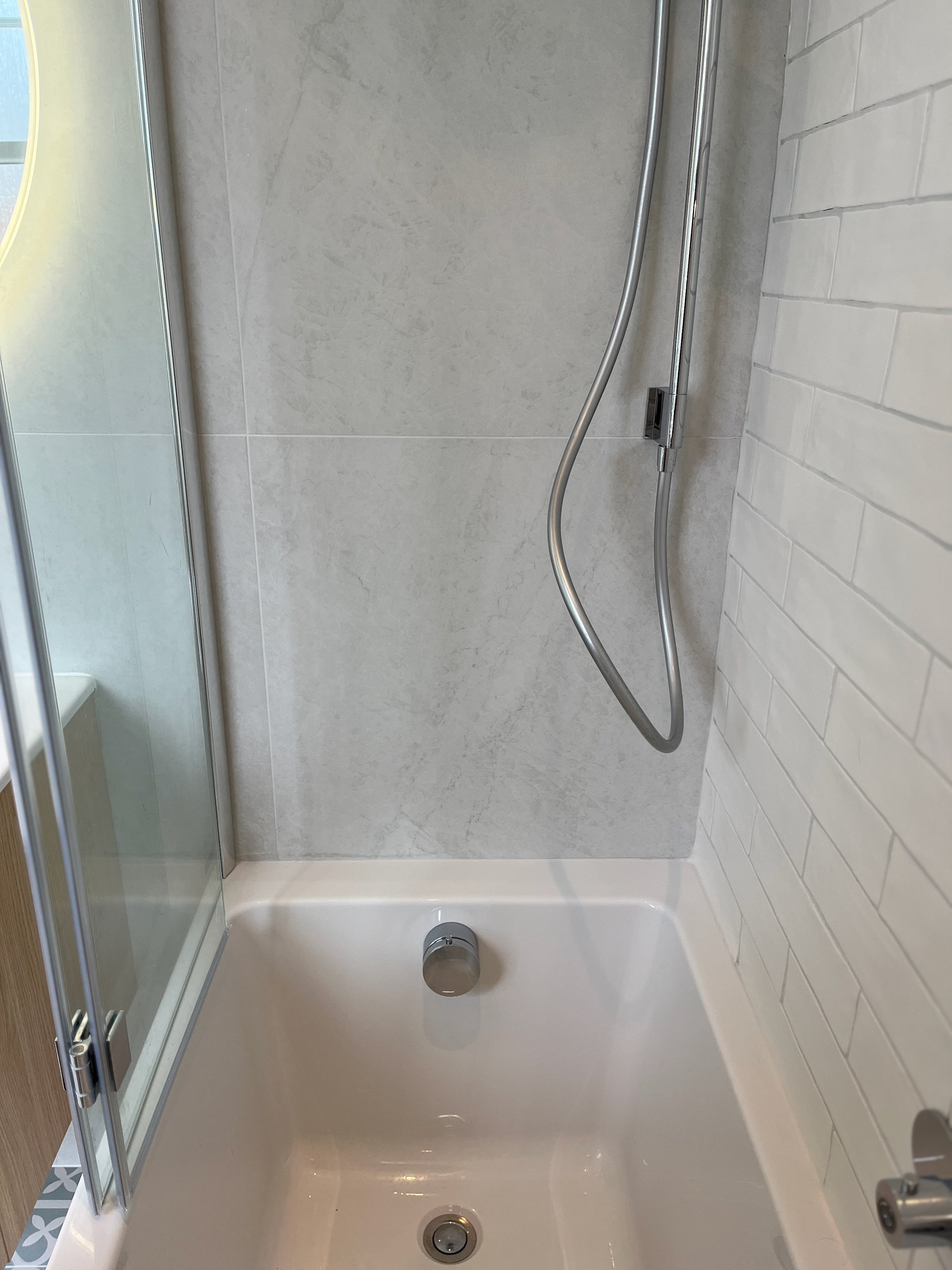 Baths with Extrofill Tapless Bath Filler Wastes - 2 (4).jpeg