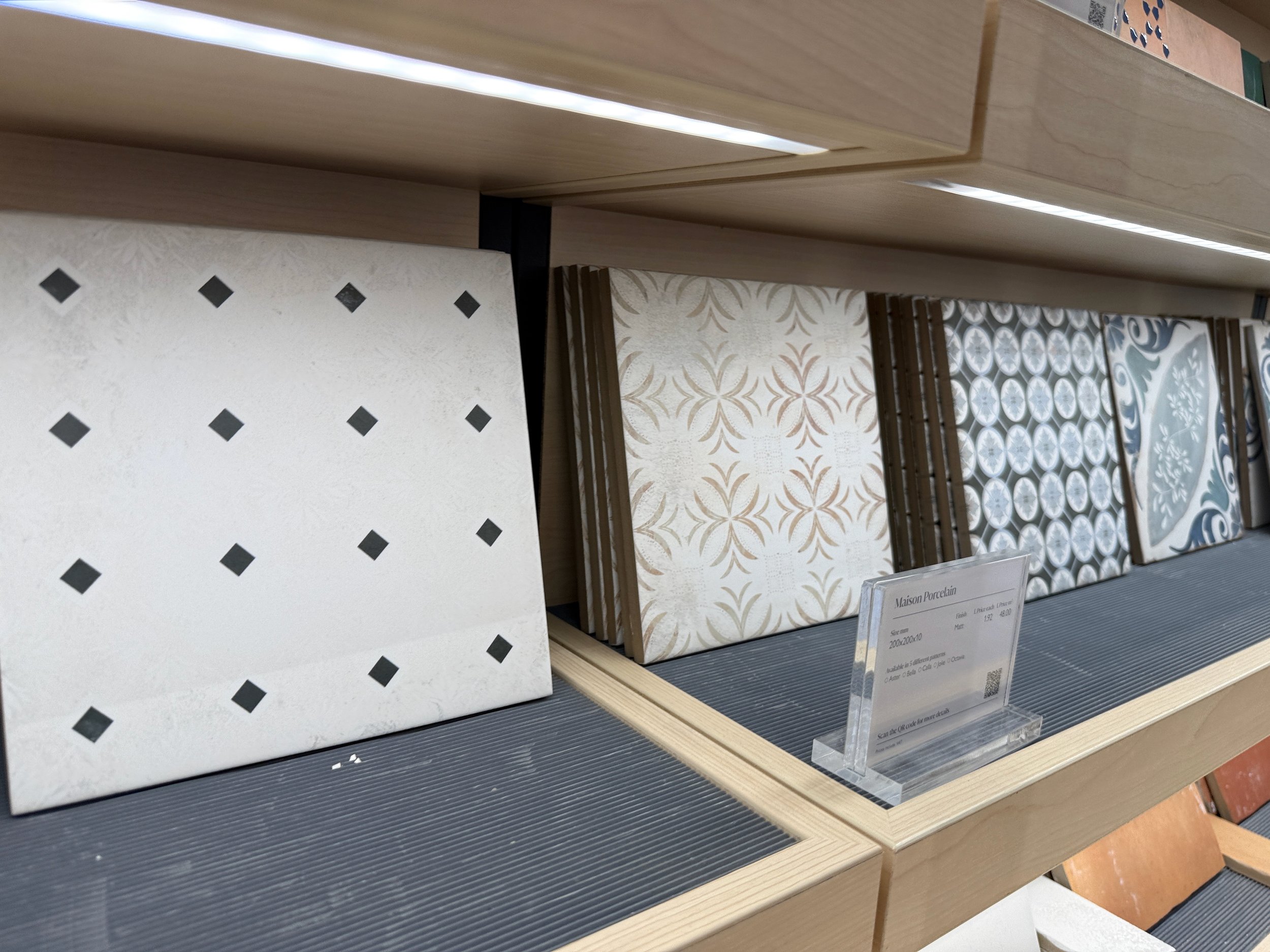 Mandarin Stone Weybridge Tile Shop - 31.jpeg