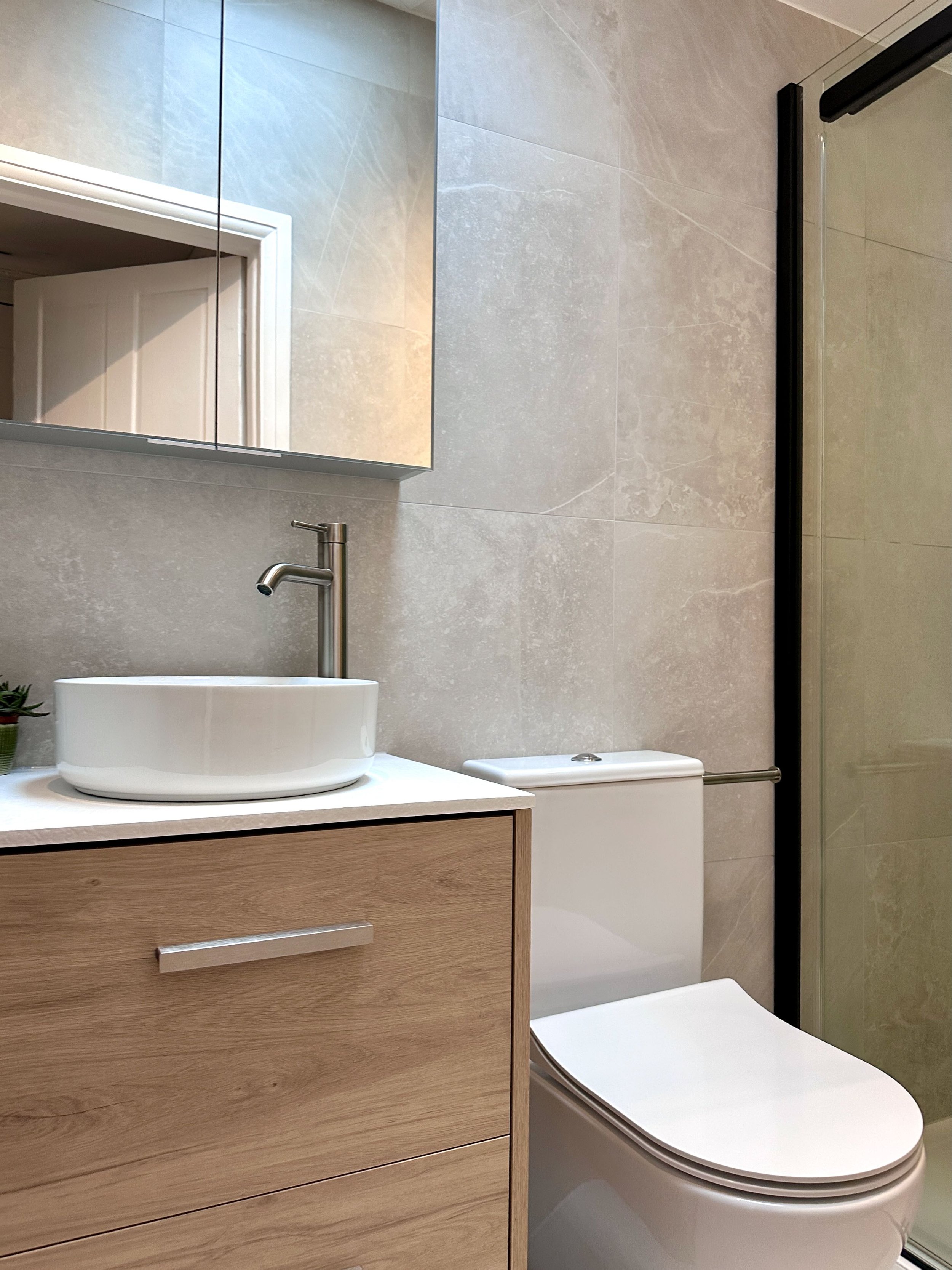 Kingston-Upon-Thames bathropom design supply and installation green tiles brushed nickel - 25.jpeg