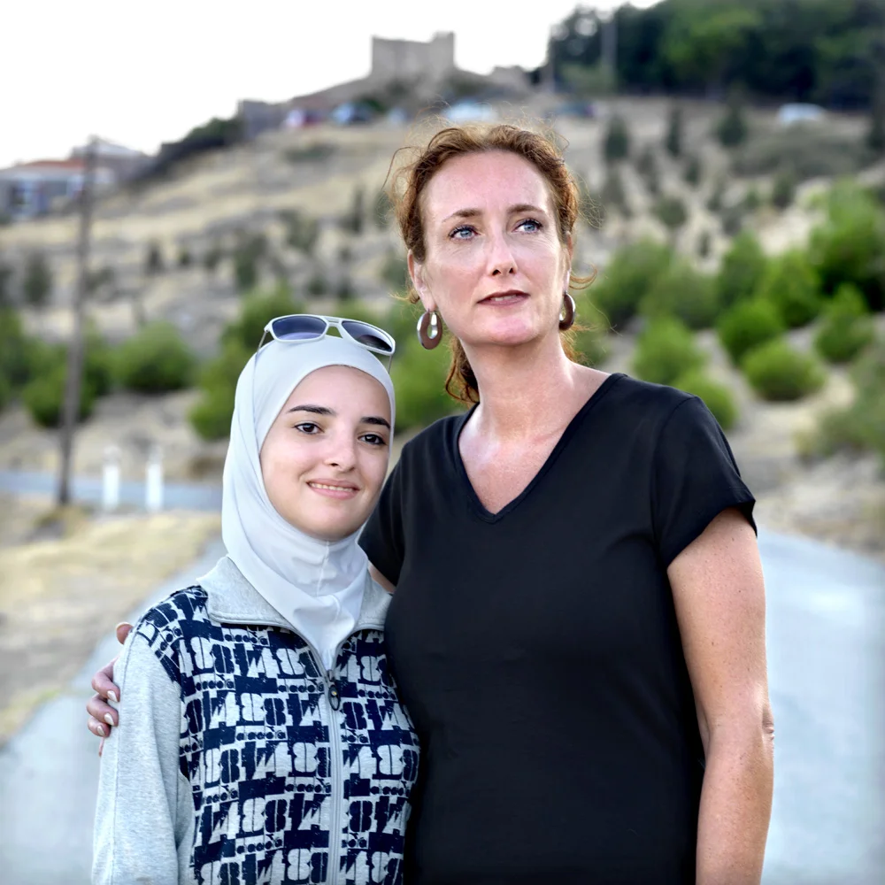 Sohila (20), University student from Damascus, Syria Petra (45), Housing counseling Psychiatry from Ridderkerk, The Netherlands.