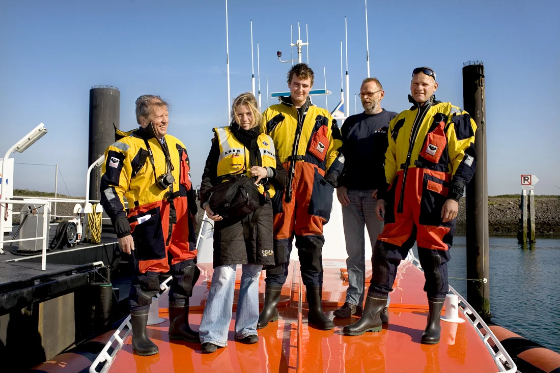 Mee met de reddingsbrigade bij de Neeltje Jans in Zeeland.