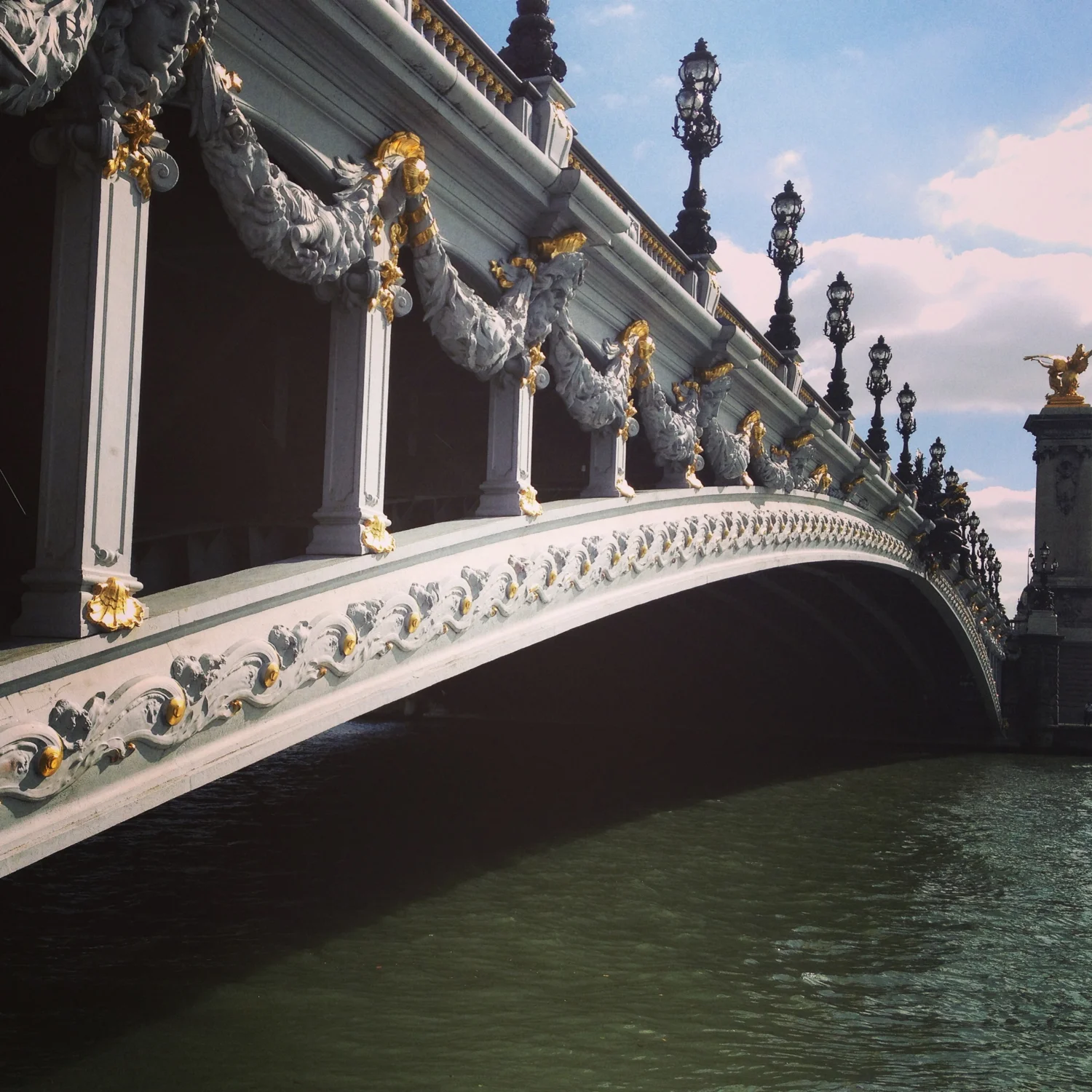 Paris_pontAlexandreIII.jpg