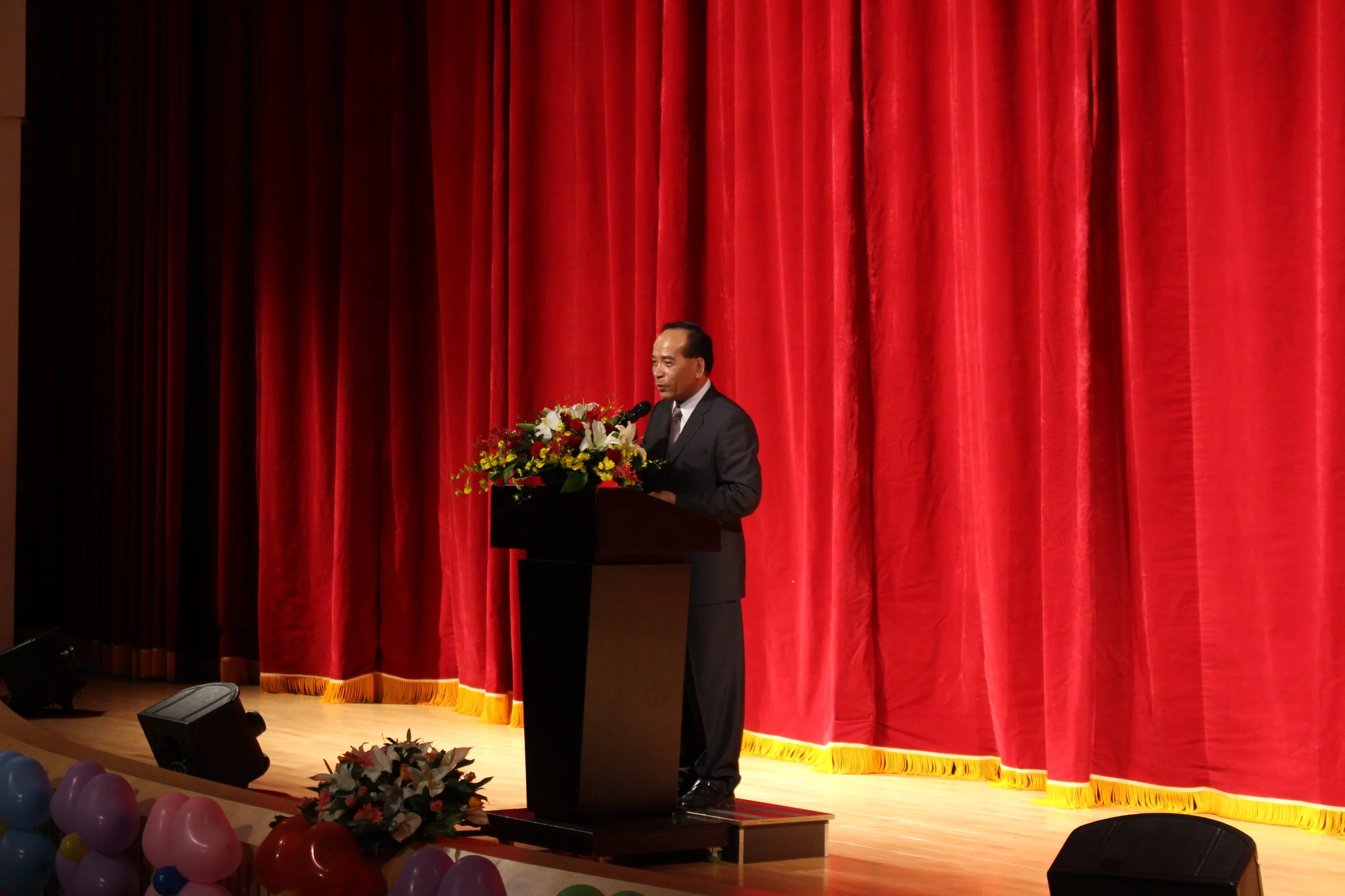 Chairman Huang Jin-Yuan (Cyuanhua Temple Association)/財團法人苗栗縣南庄鄉獅山勸化堂董事長黃錦源